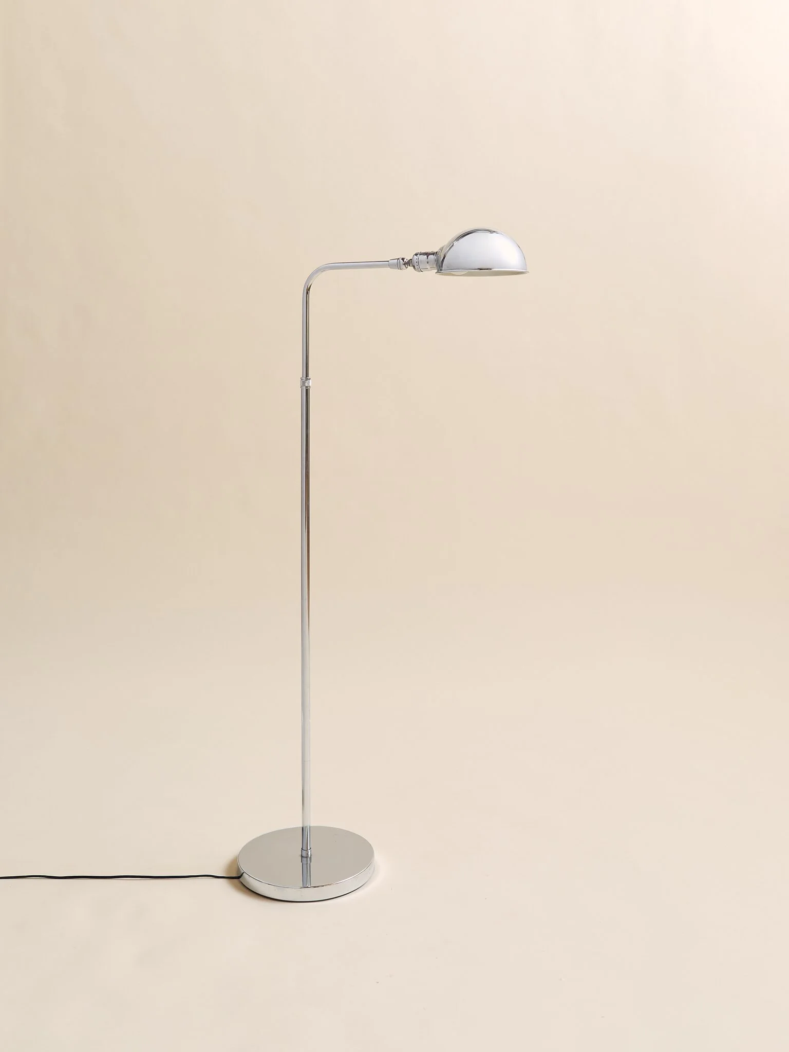 148_TheSilverPharmacyLamp_001.jpg