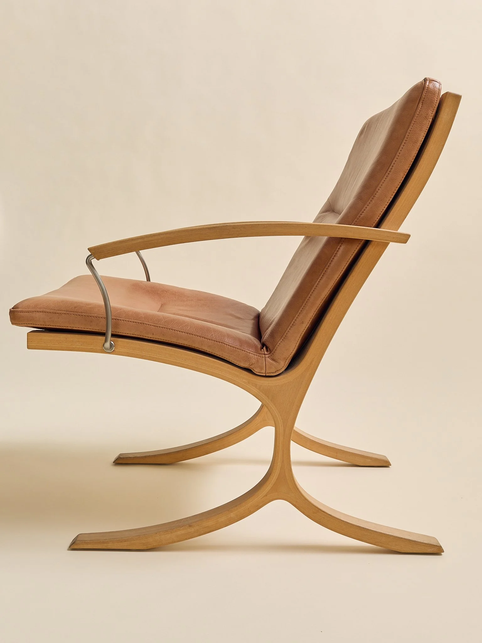 371_TheVintageMogensHansenModel213LeatherChair1960s_09.jpg