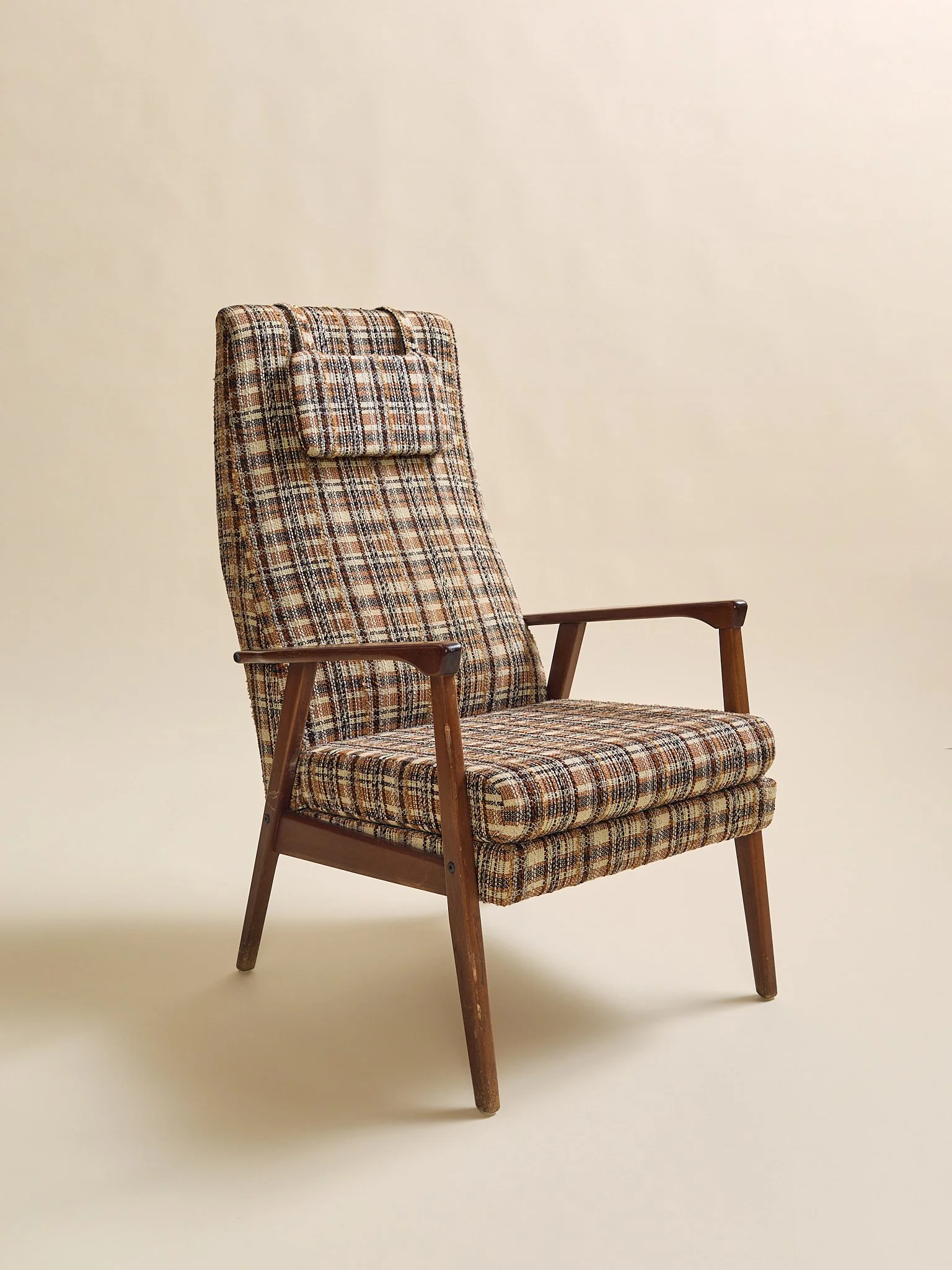 The Vintage Swedish 1960s Lounge Chair in the style of Ekstrom