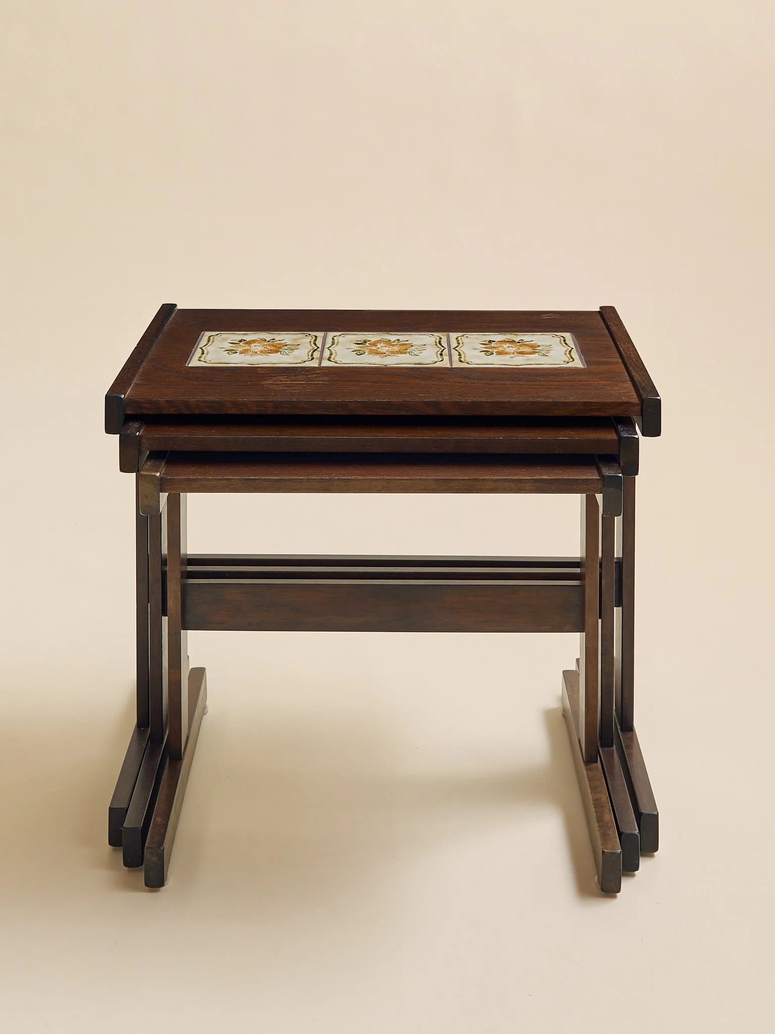 368_TheVintageScandinavianOak&CeramicTileNestingTables_03.jpg