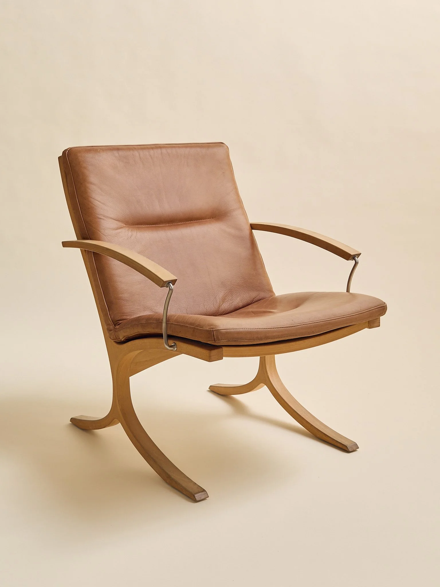 371_TheVintageMogensHansenModel213LeatherChair1960s_02.jpg