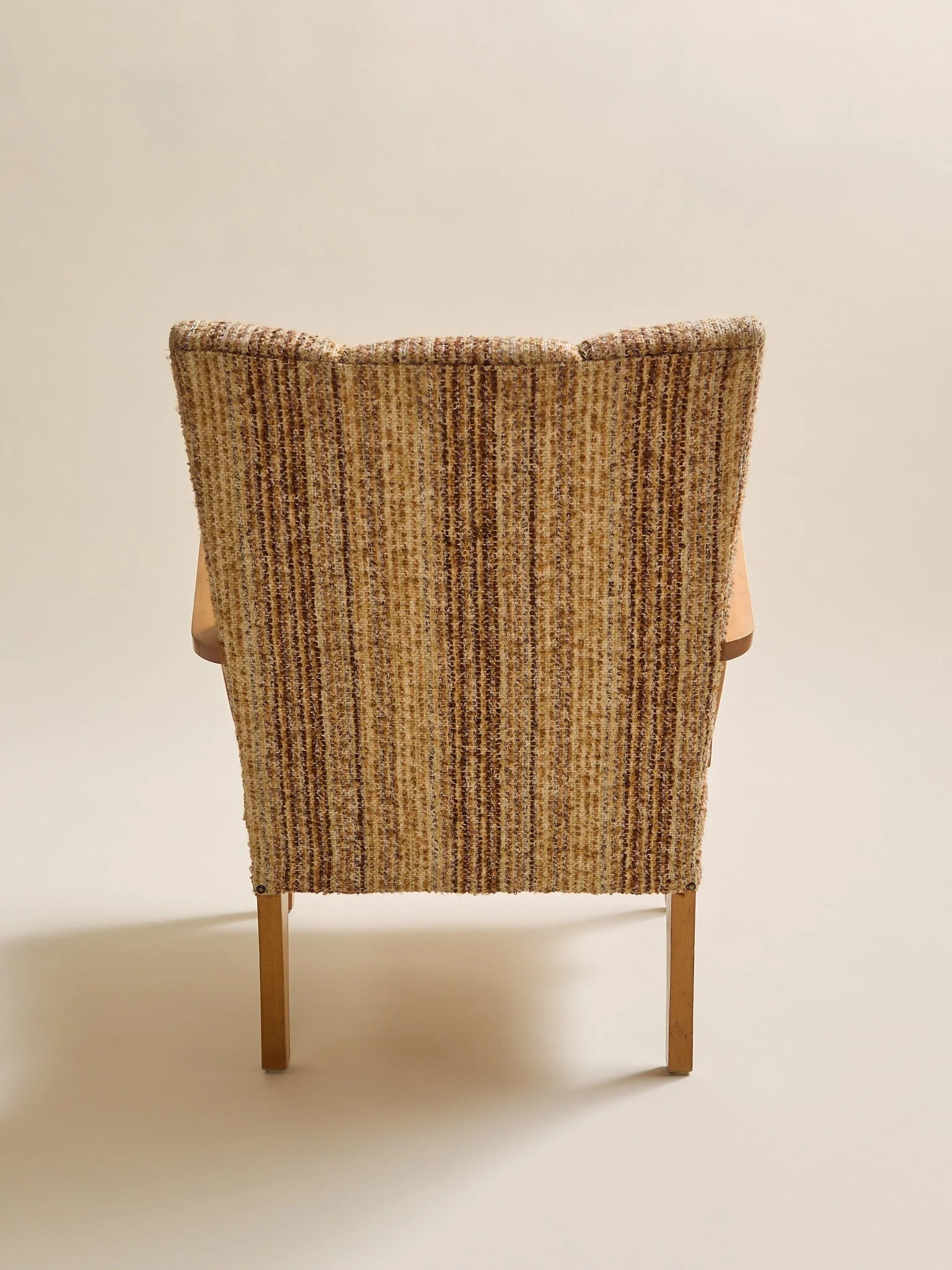 287_The Vintage1940sPairofSwedishBoucleLoungeChairs_05.jpg