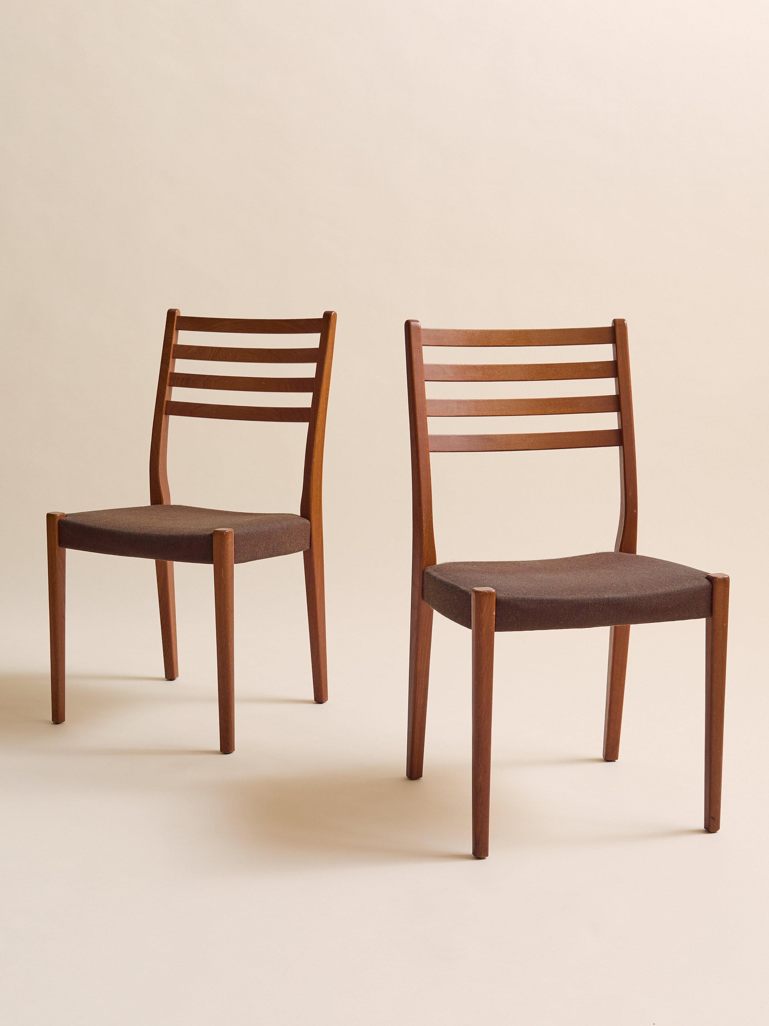 The Vintage MCM Teak Dining Chair Set