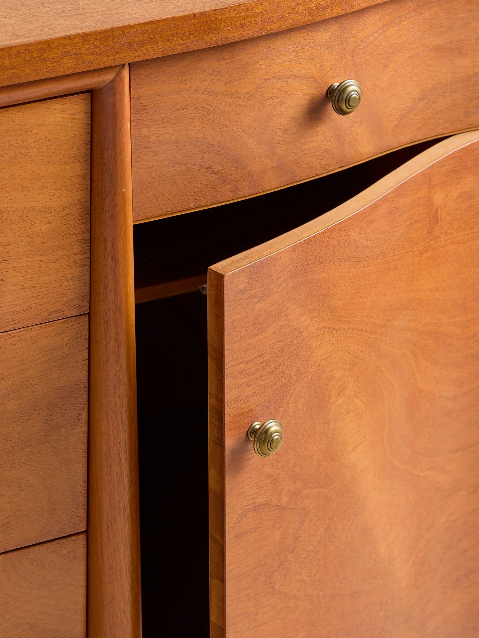 417_TheVintage1960sSeilingSideboard_09.jpg