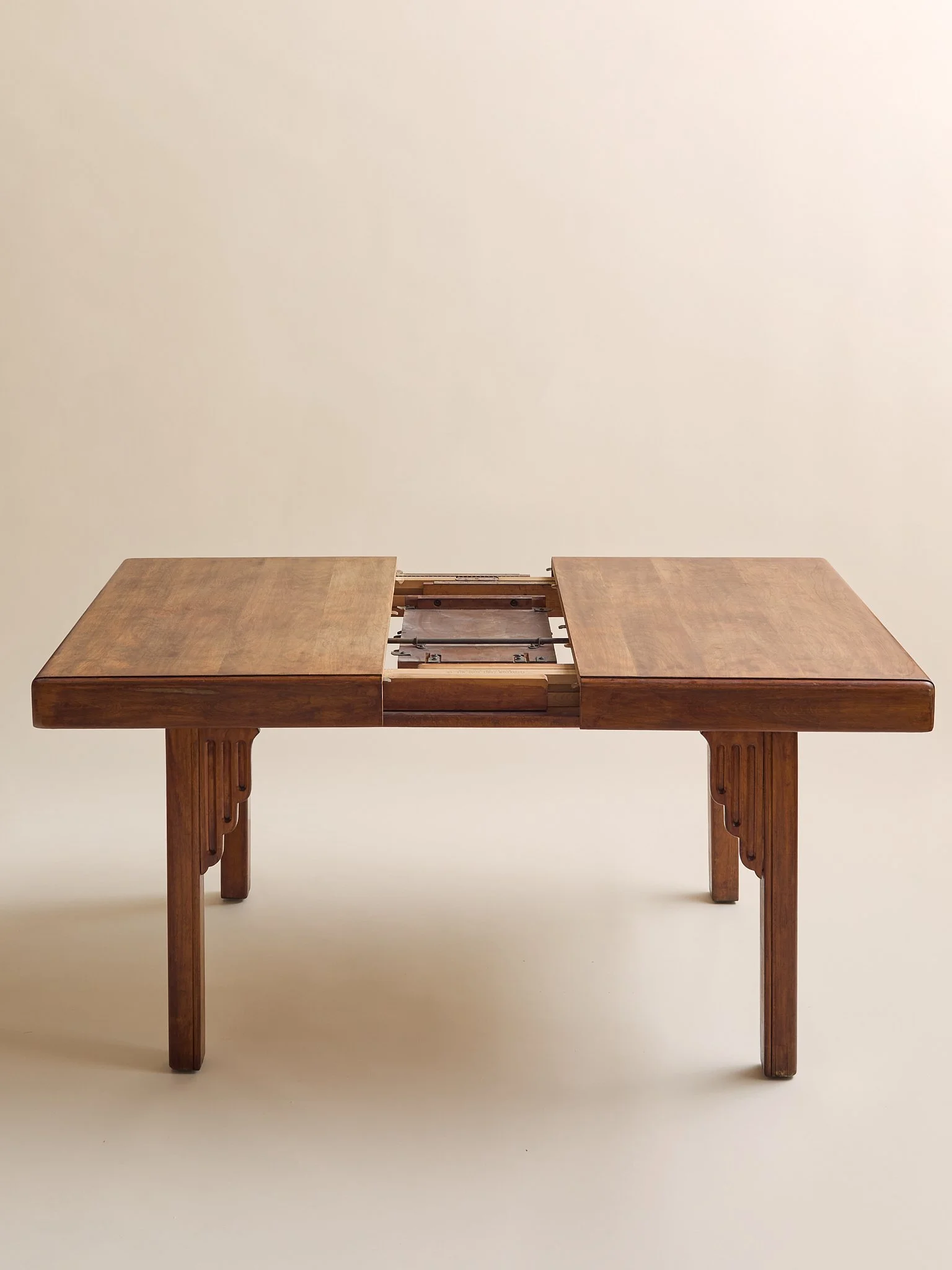 261_TheVintageArtDecoWoodDiningTable_002.jpg