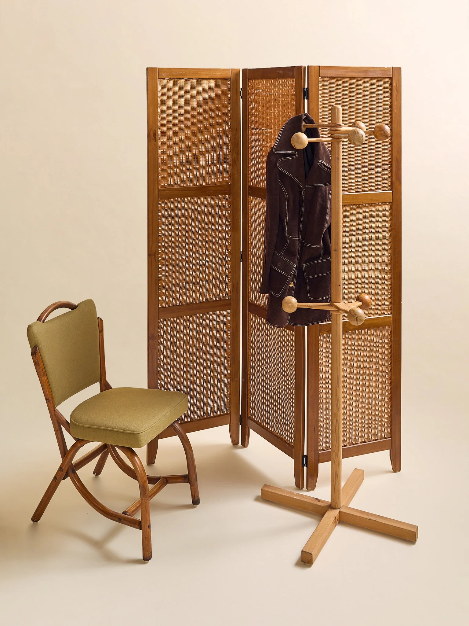 338_TheVintageMCMWood&RattanPanelScreen_02.jpg