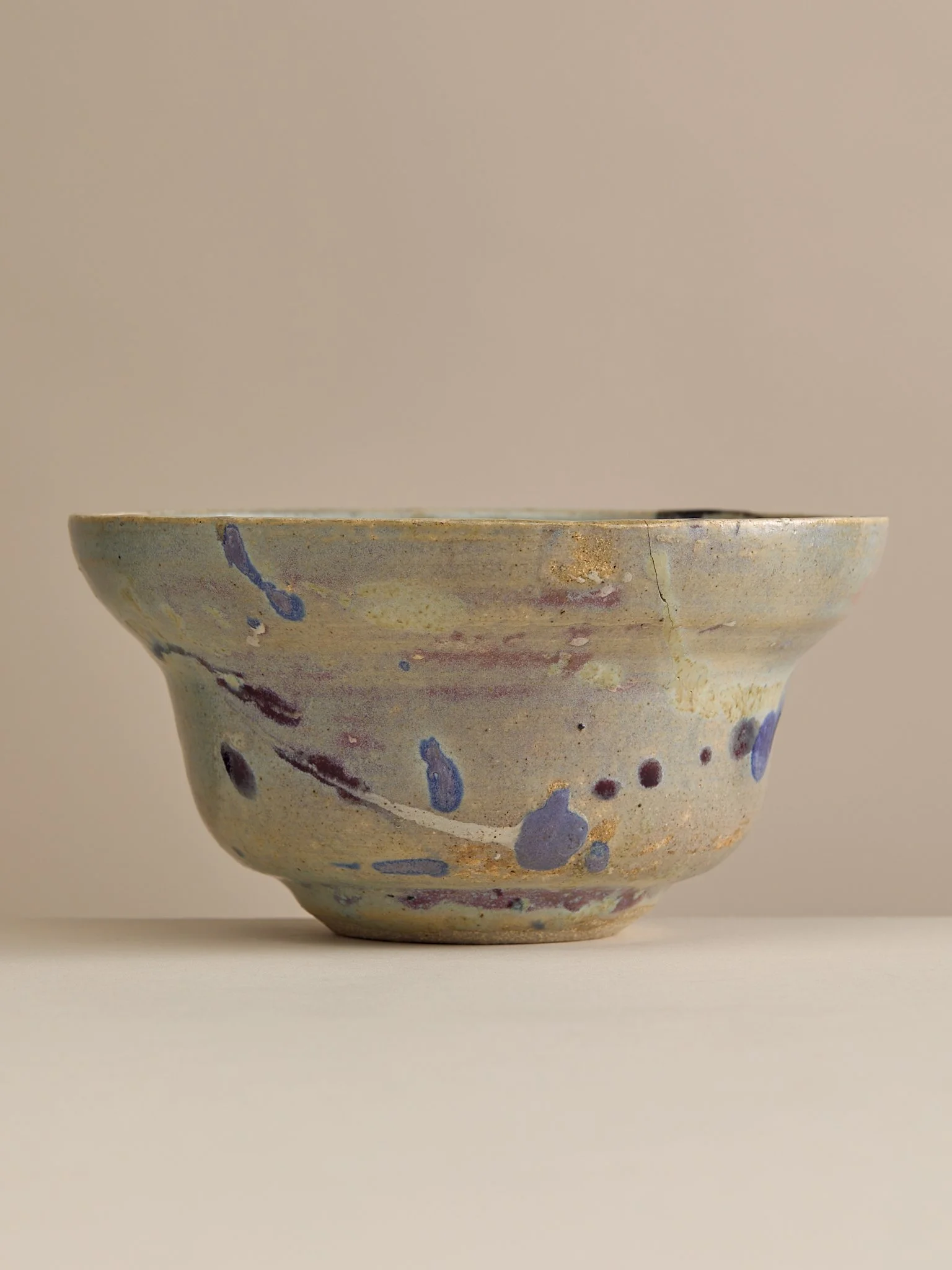 292_TheVintageHandmadeBlueSpeckleCeramicBowl_004.jpg