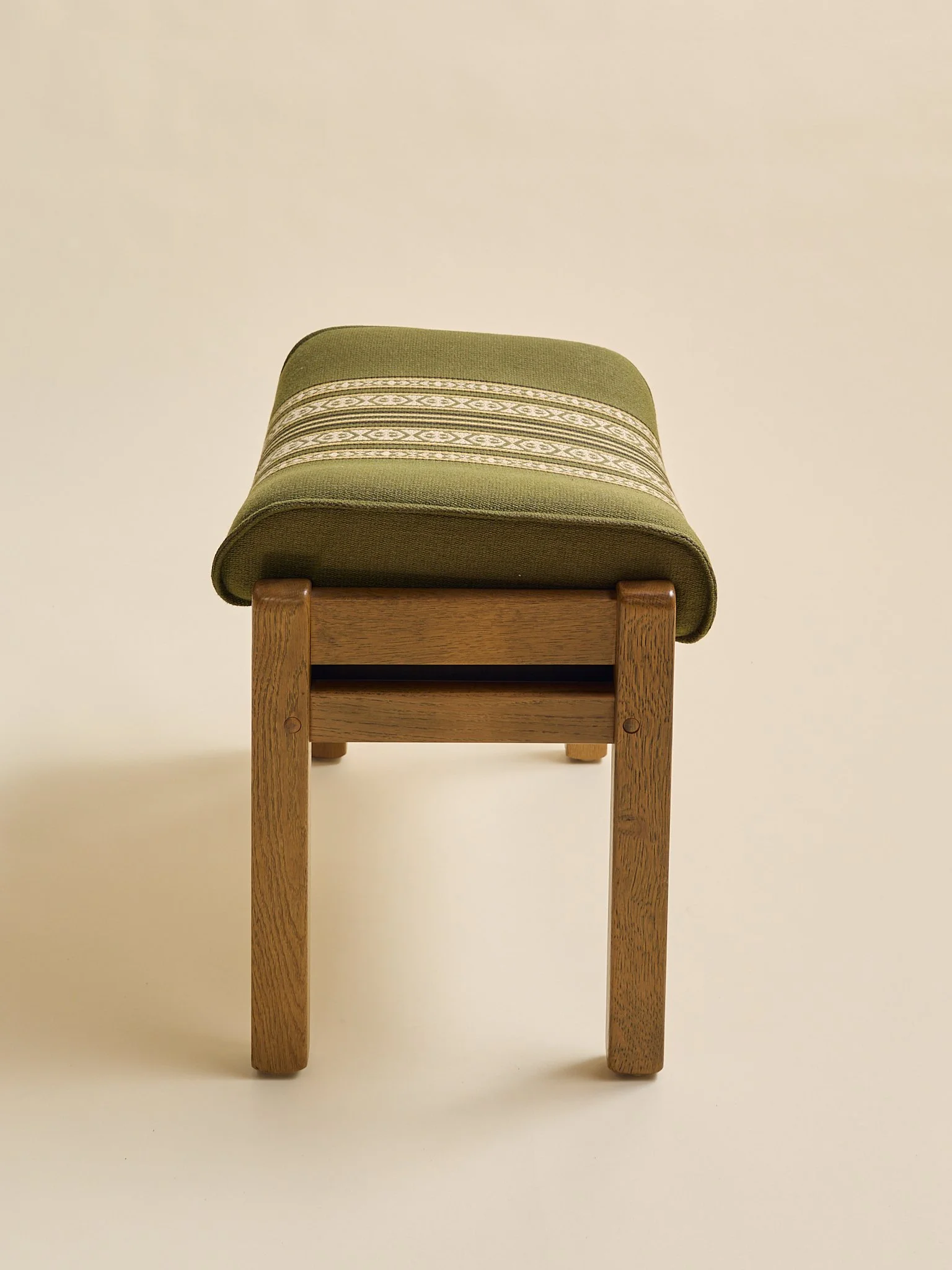 373_TheVintageDanishOakLoungeChairsAttrHenningKjaernulf1960s_2_16.jpg