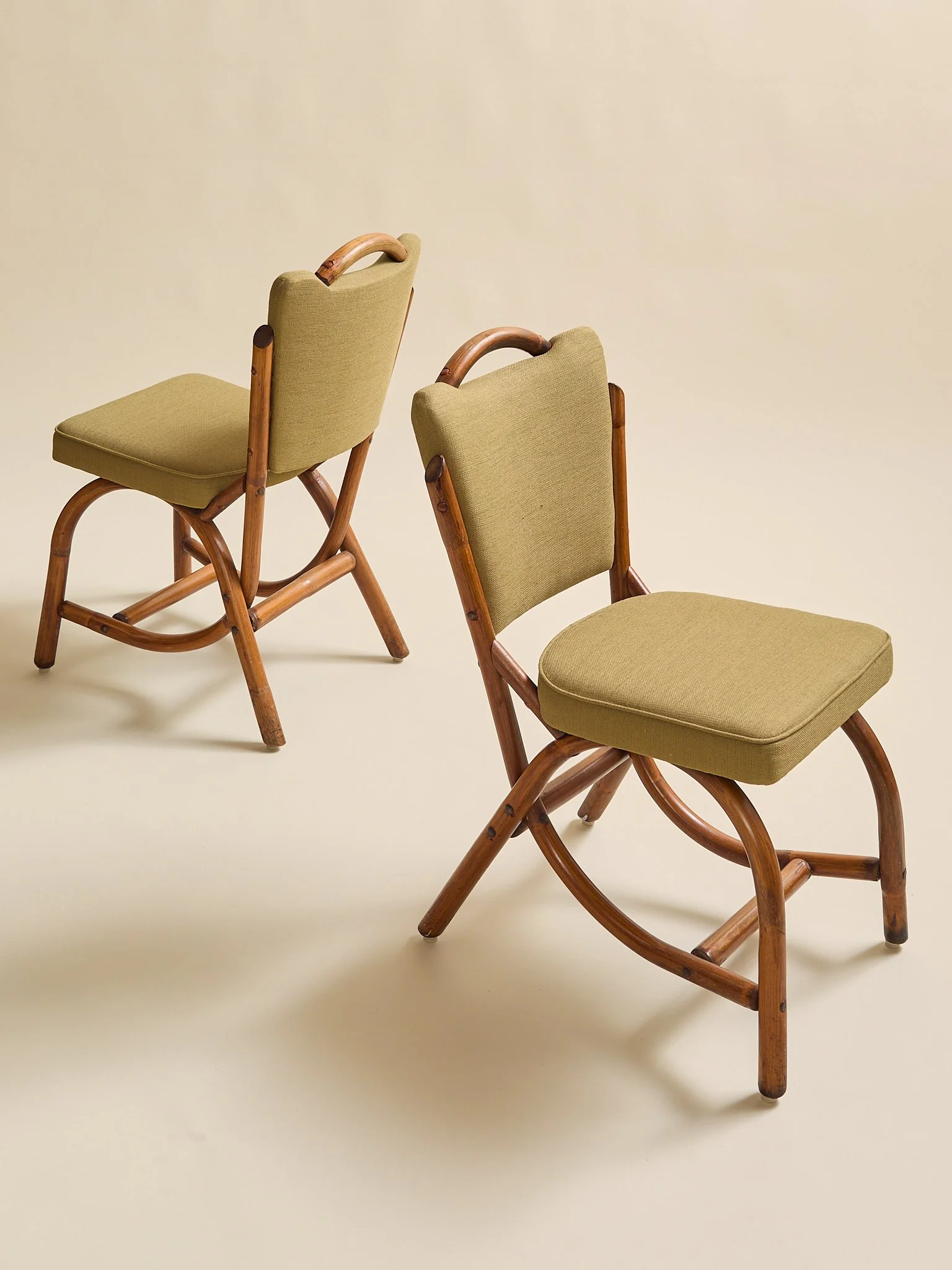 307_TheVintageCurvedBambooAccentChairs_01.jpg