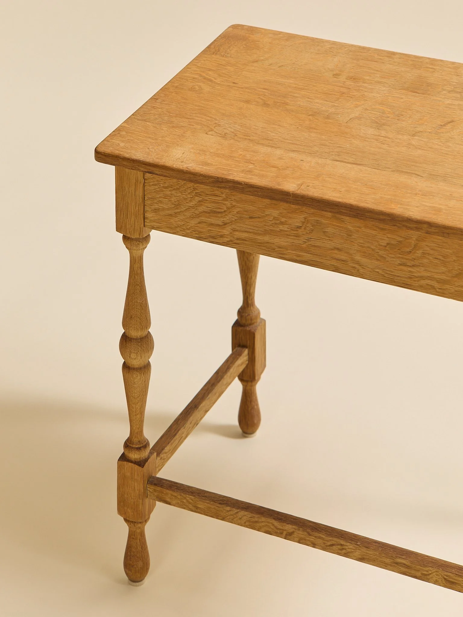 315_TheVintageAKMoblerDanishOakNestTableSet_06.jpg