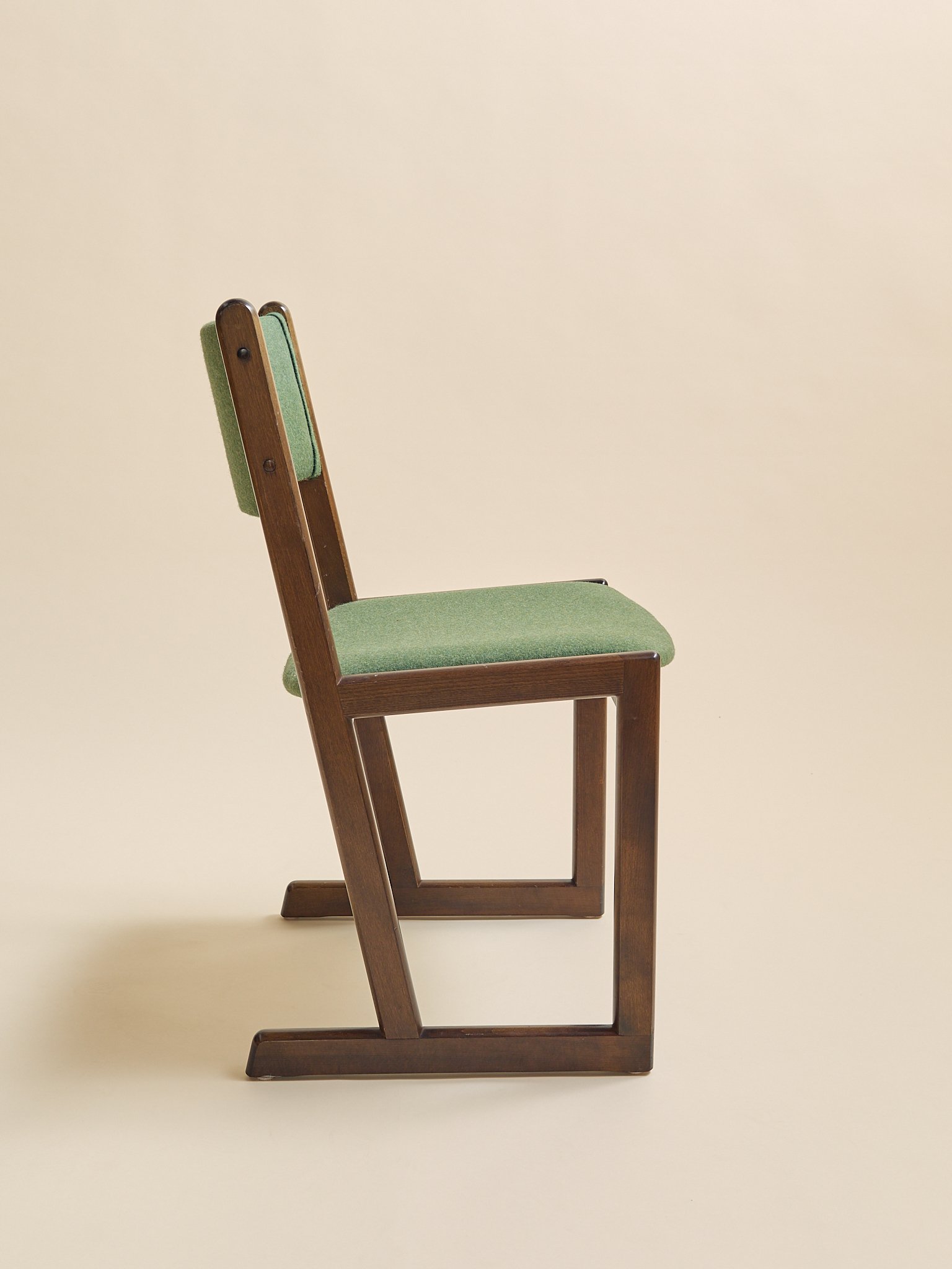 350_TheVintageGangsoMoblerStyleDanishDiningChairs1970S_05.jpg