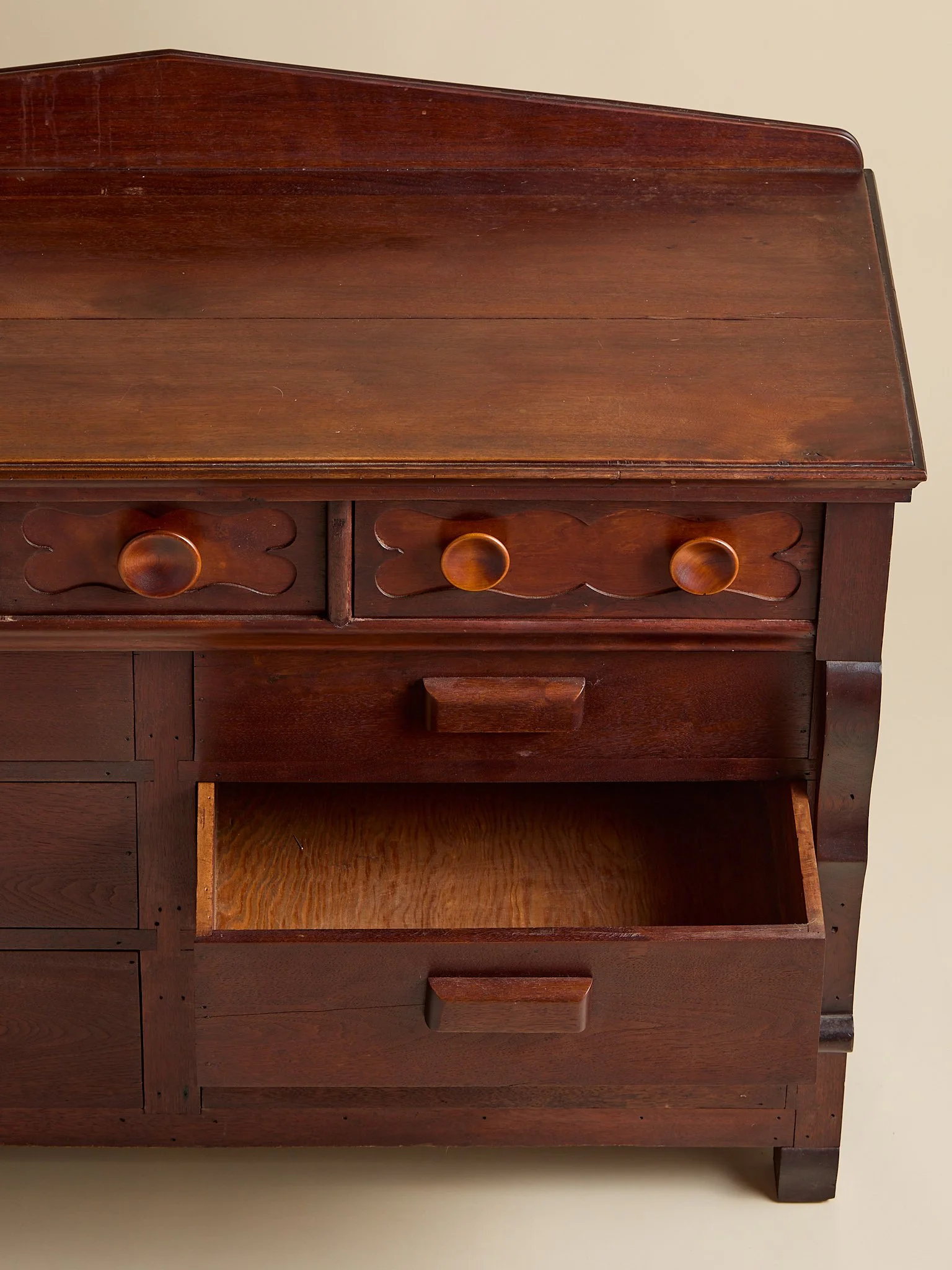 416_Arts&CraftsCherryChestofDrawers_09.jpg