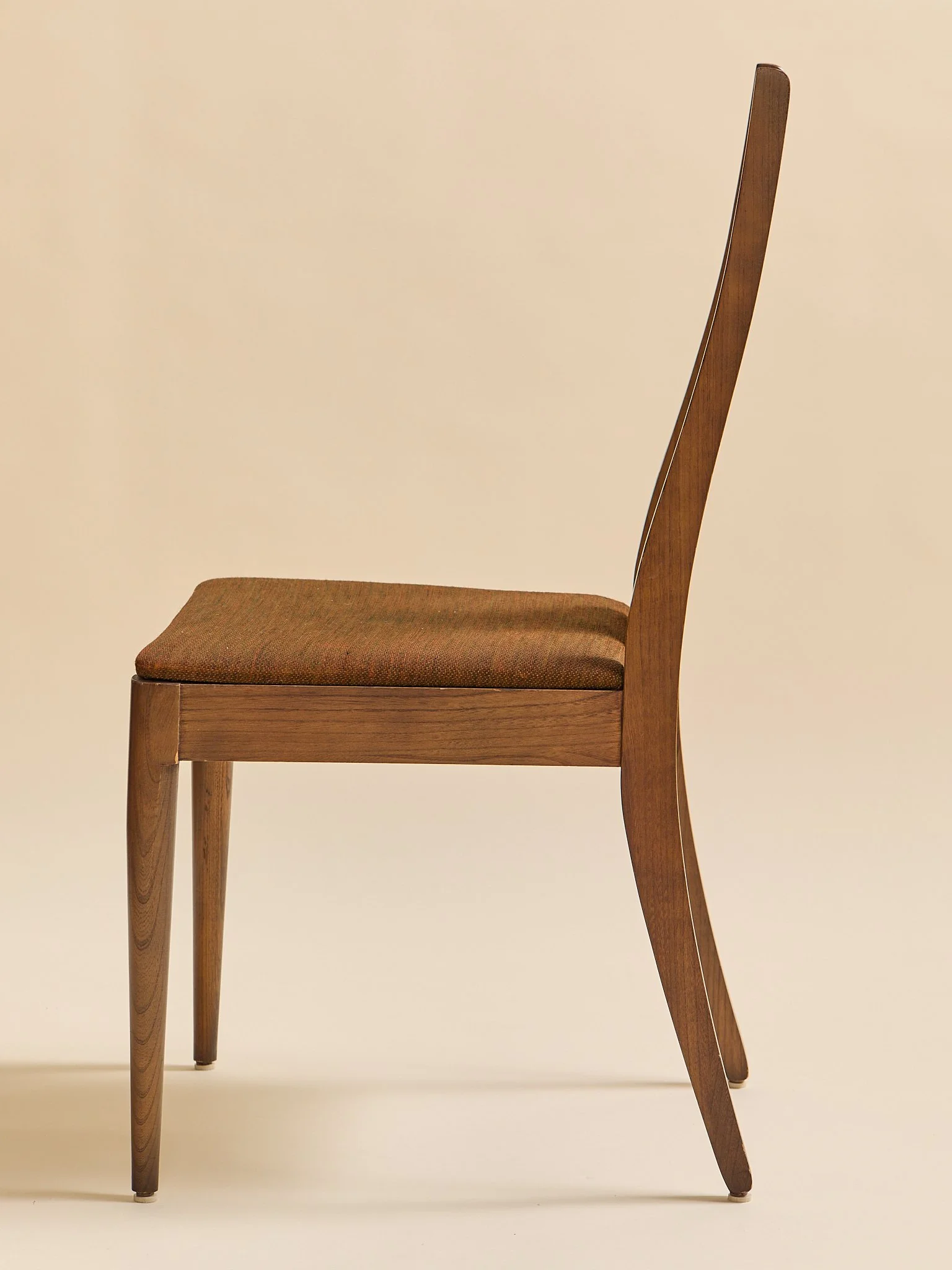 343_TheVintage1960sMCMWalnutDiningChairs_18.jpg
