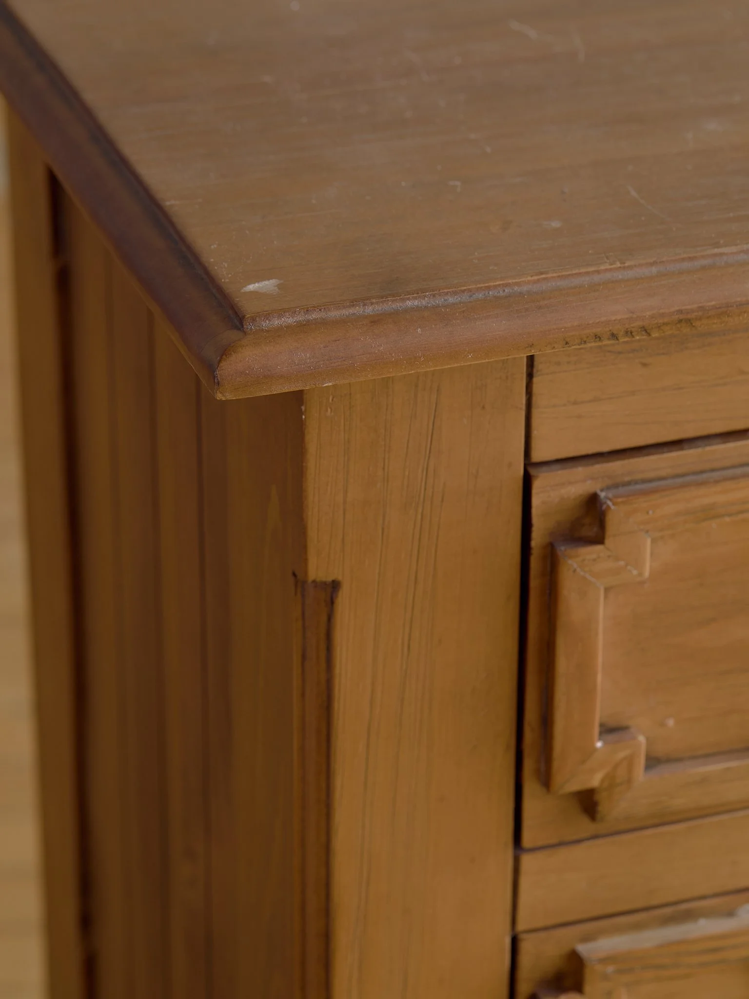 47_TheRusticSmallChestofDrawers_011.jpg