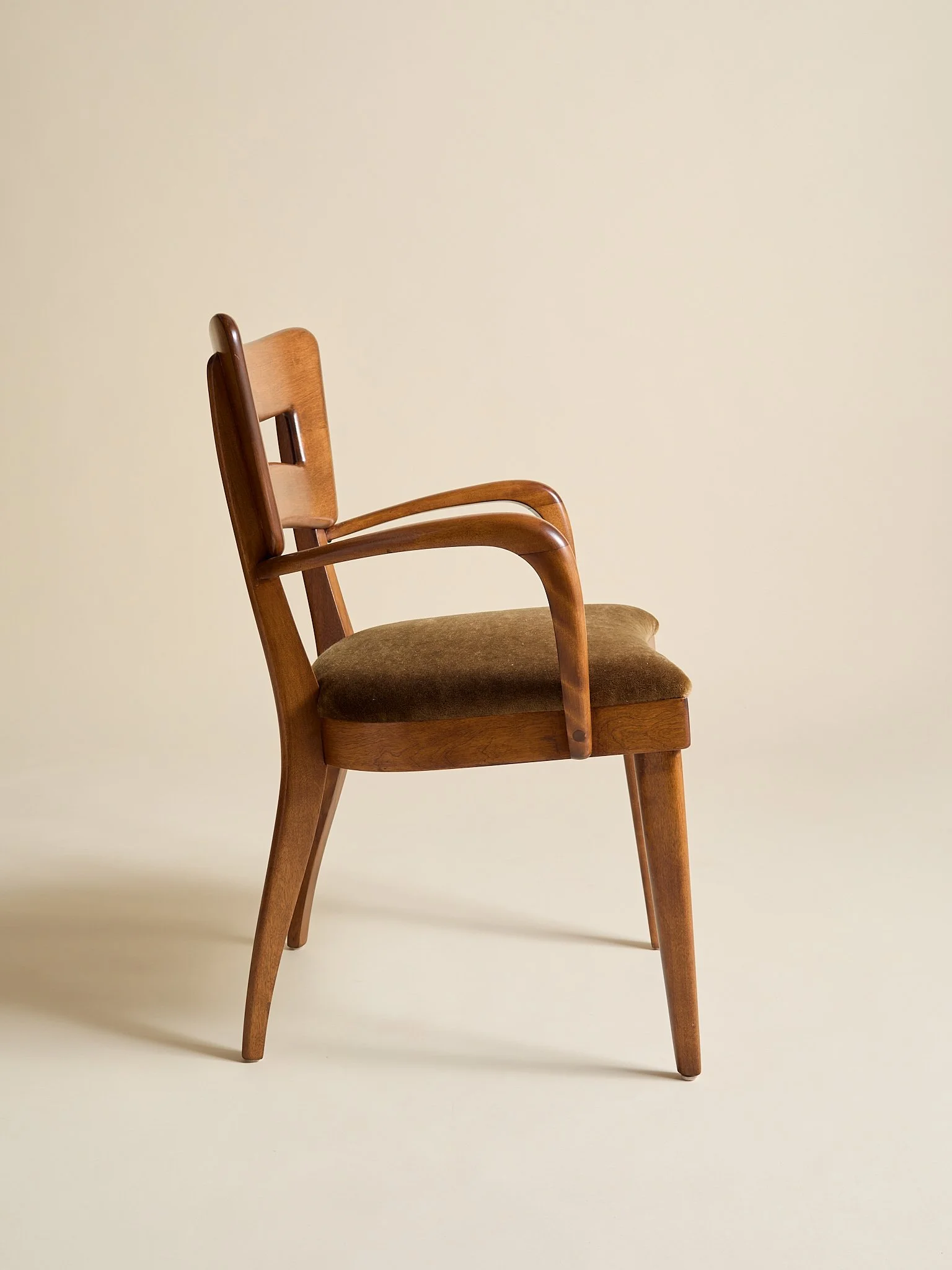 396_TheVintageHeywoodWakefieldM154C"DogBiscuit"UpholsteredDiningChairs_05.jpg
