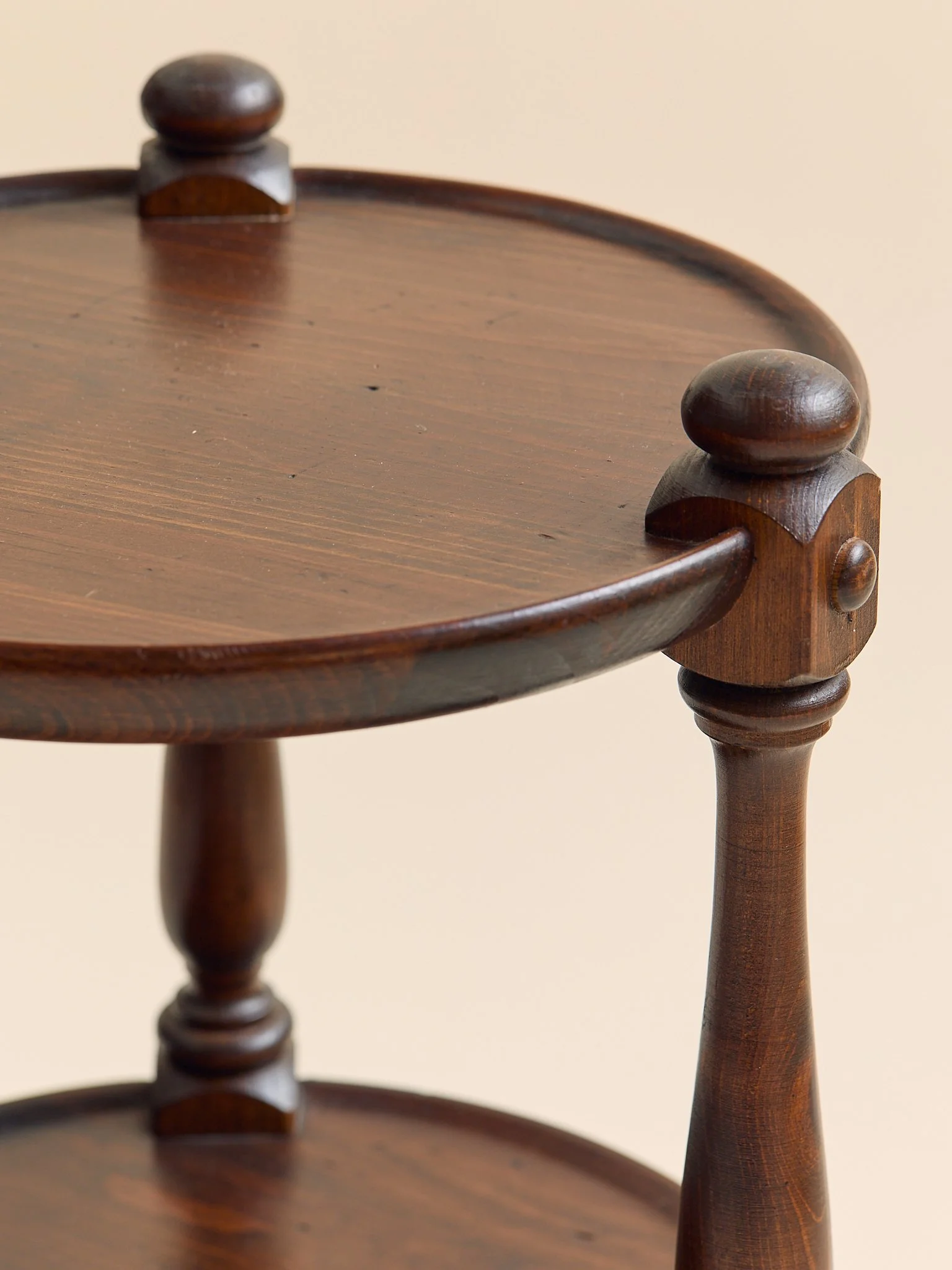 249_TheVintageThreeTierCarvedLegSideTable_007.jpg