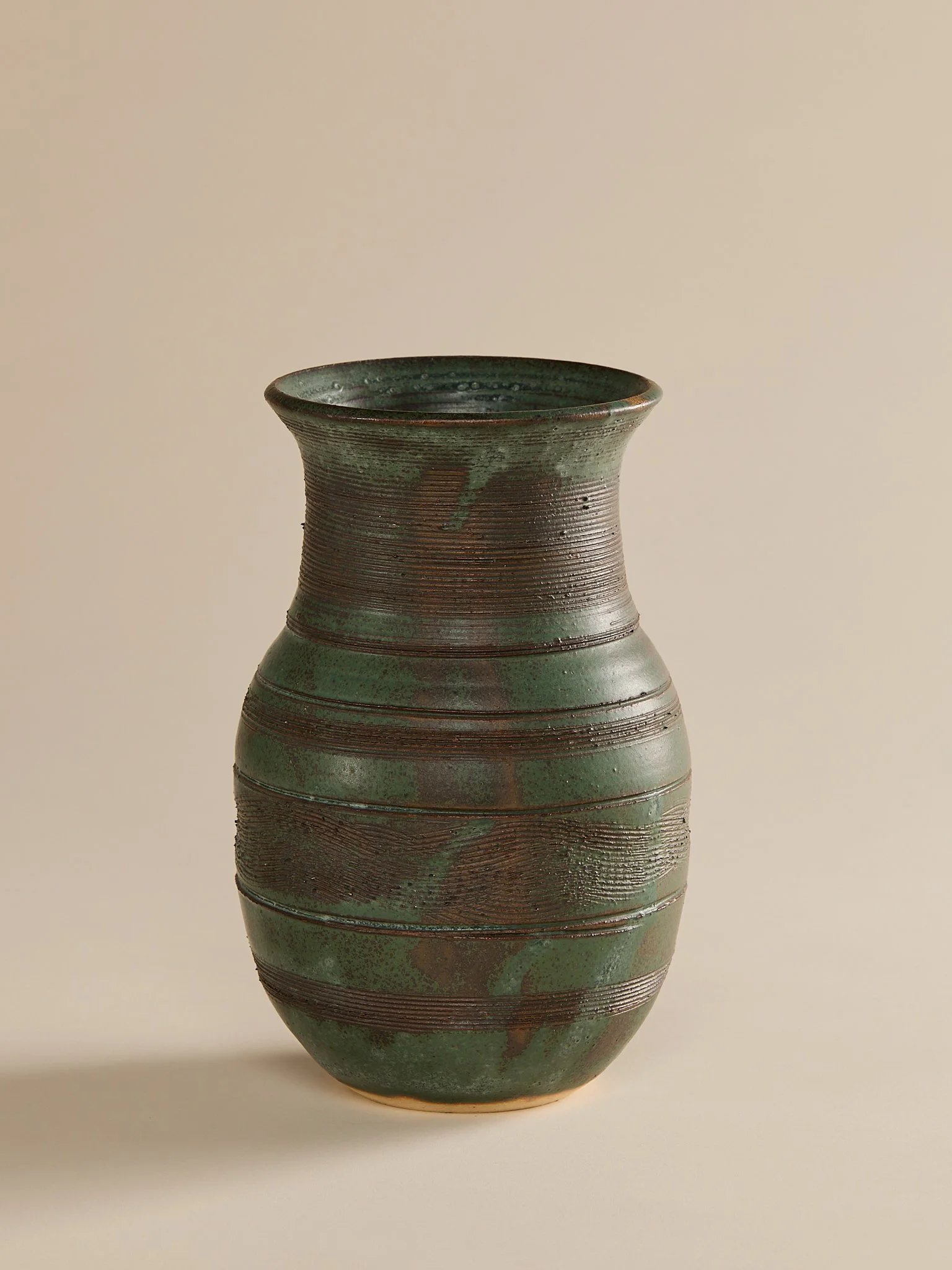 The Vintage Green Hand Made Etched Stripe Vase