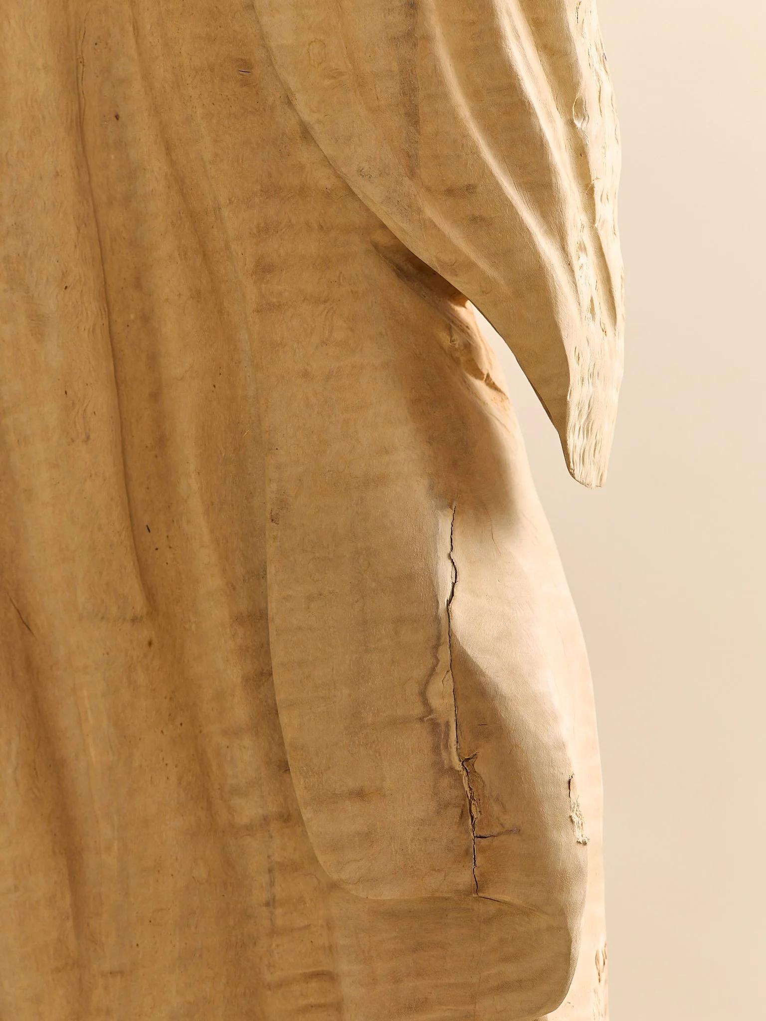 344_TheVintageCarvedTeakDraperySculpture_10.jpg