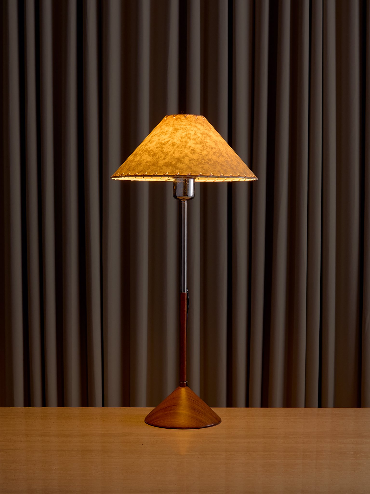 111_TheVintageMCMWood &ChromeThinLampwithWhipstitchShade_002.jpg