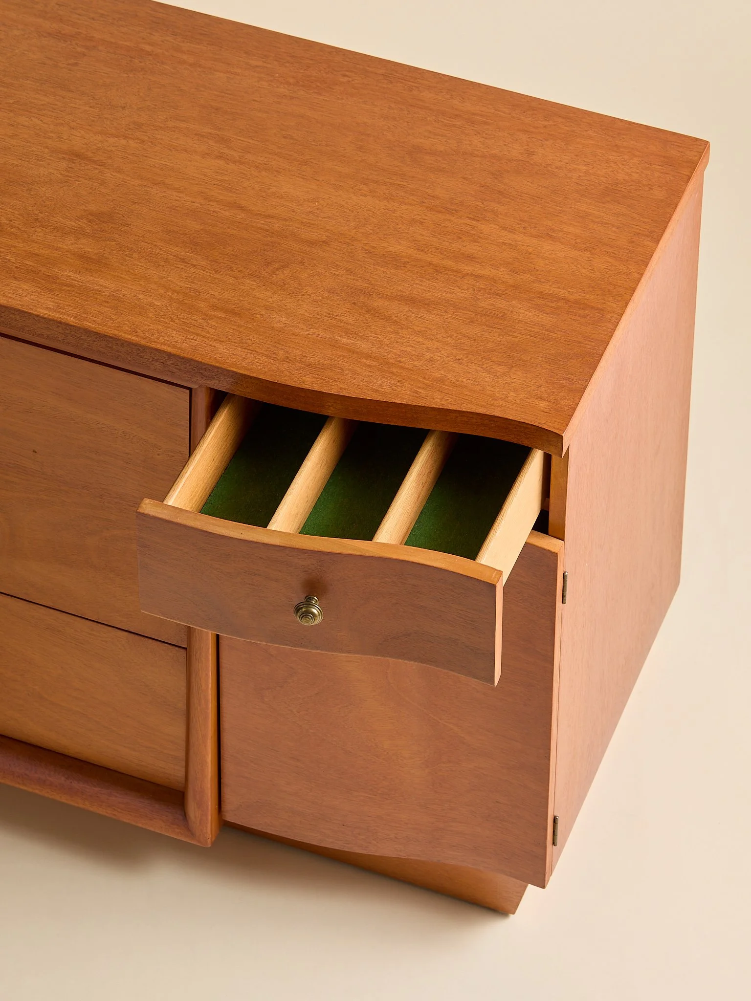417_TheVintage1960sSeilingSideboard_08.jpg
