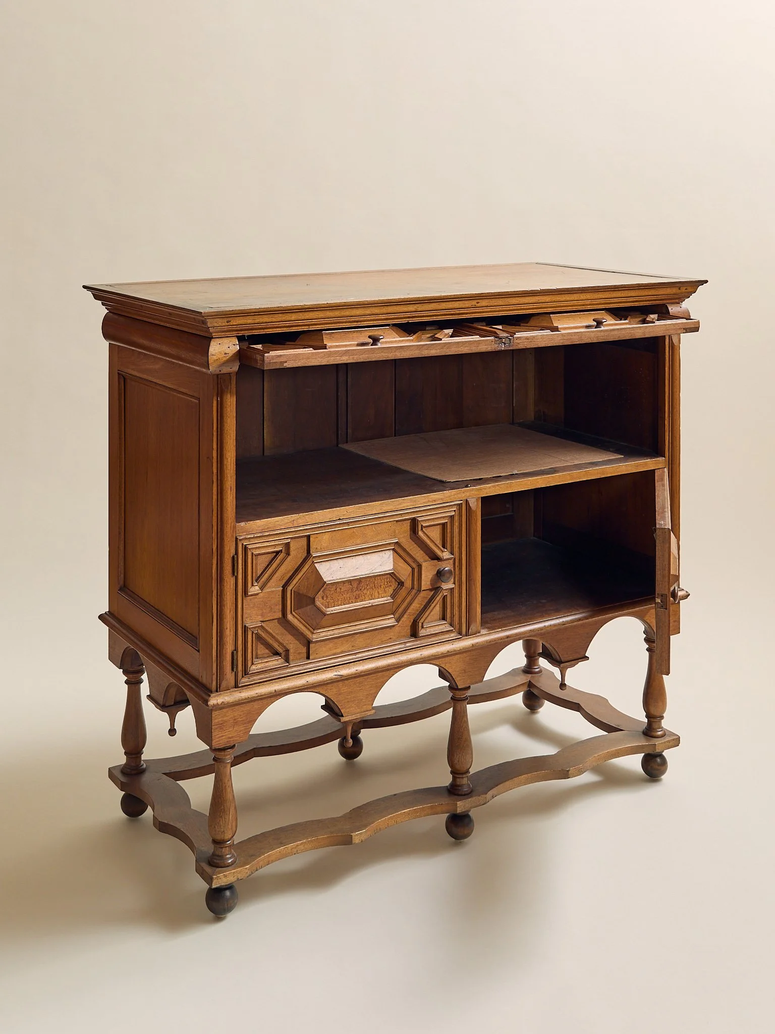 296_TheVintageWilliamandMaryIntricateCarvedWoodWalnutSideboard_03.jpg