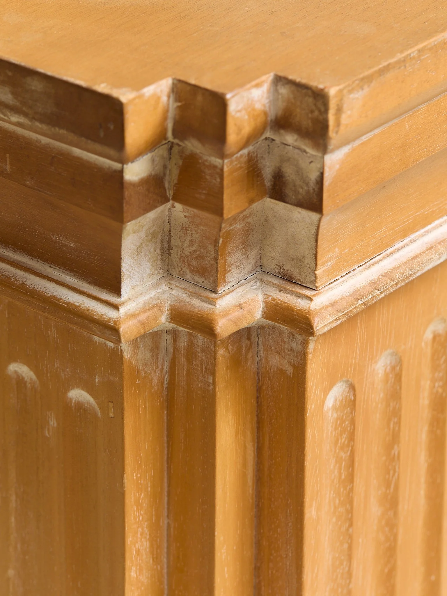 295_EthanAllenDoricStyleWoodPedestal_06.jpg