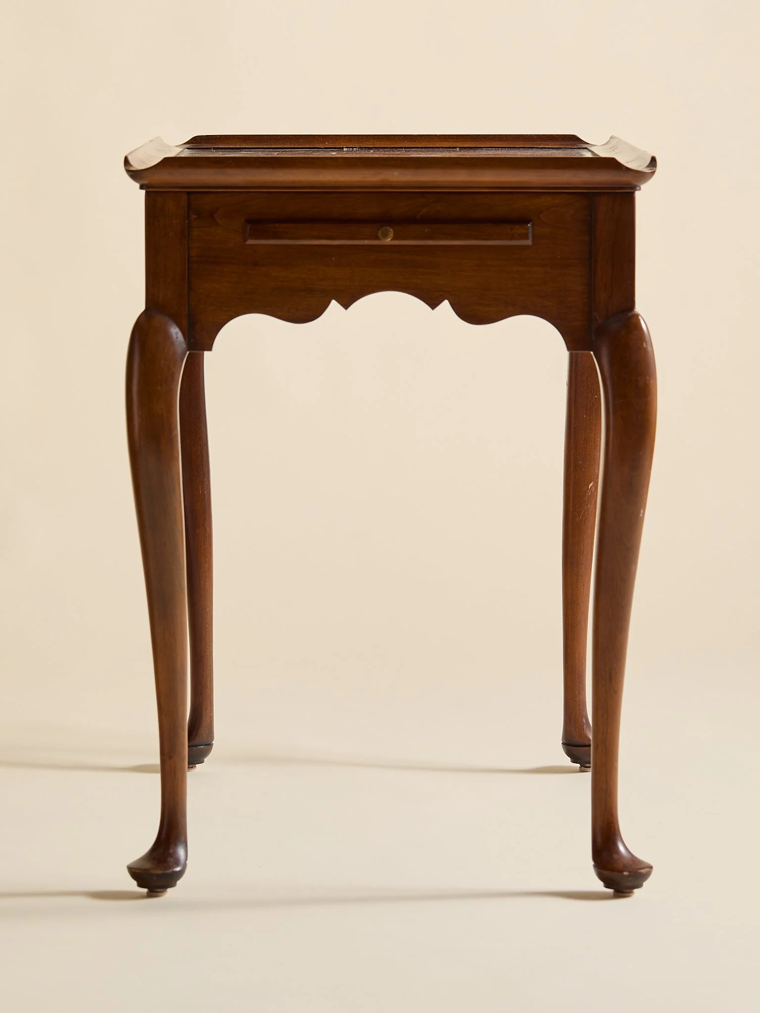 406_Statton"OldTowneCherry"QueenAnneTeaTable_08.jpg