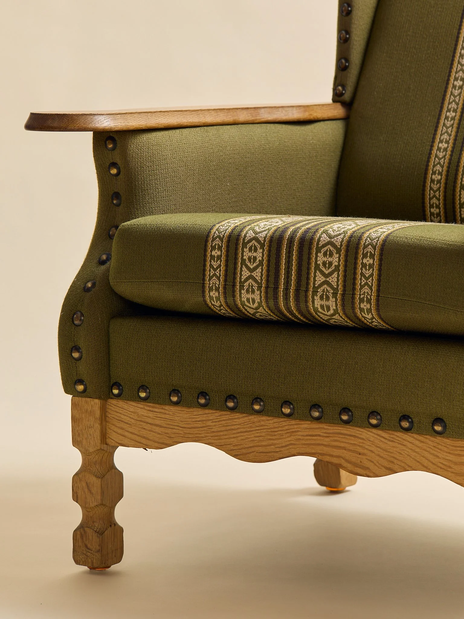 372_TheVintageDanishOakLoungeChairsAttrHenningKjaernulf1960s_13.jpg