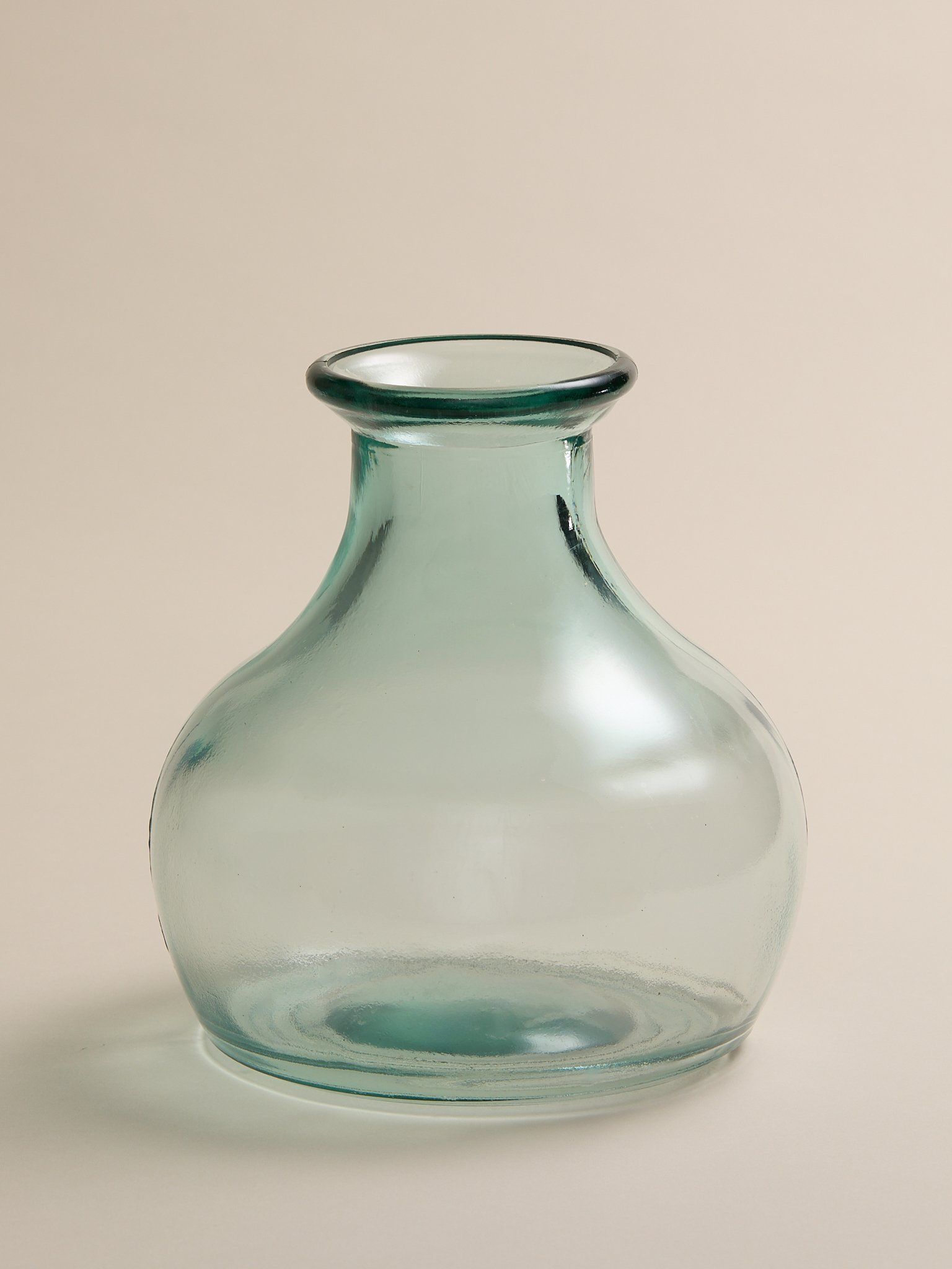 Shot_70_TheVintageGlassTeardropVase_001.jpg