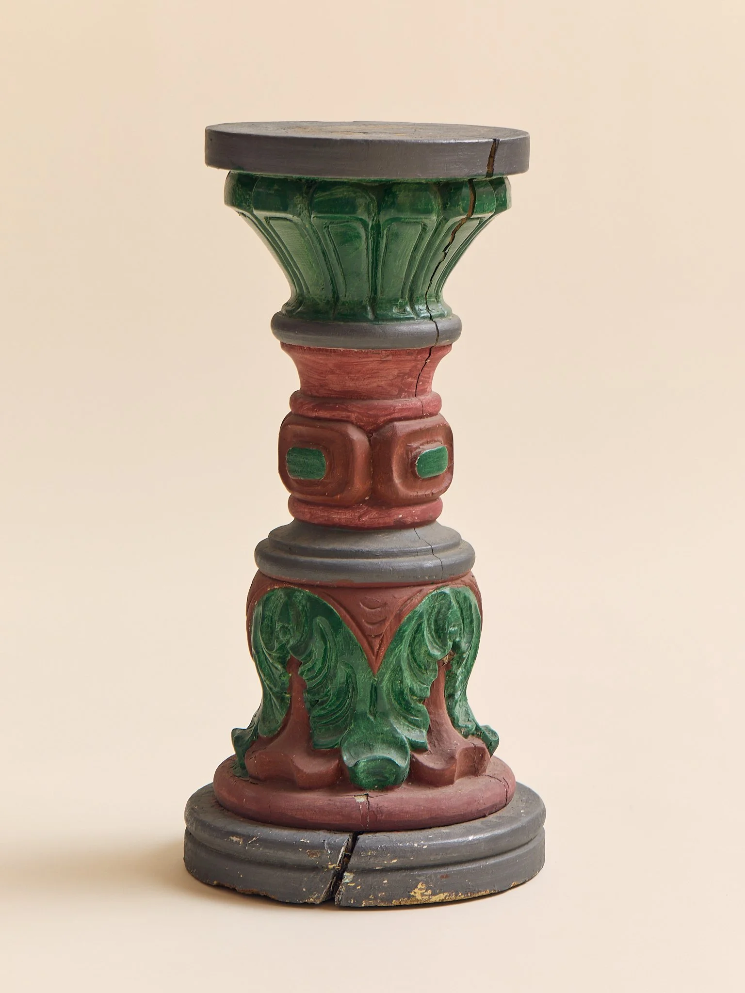 254_TheHandPaintedRedandGreenSolidOakPedestal_005.jpg