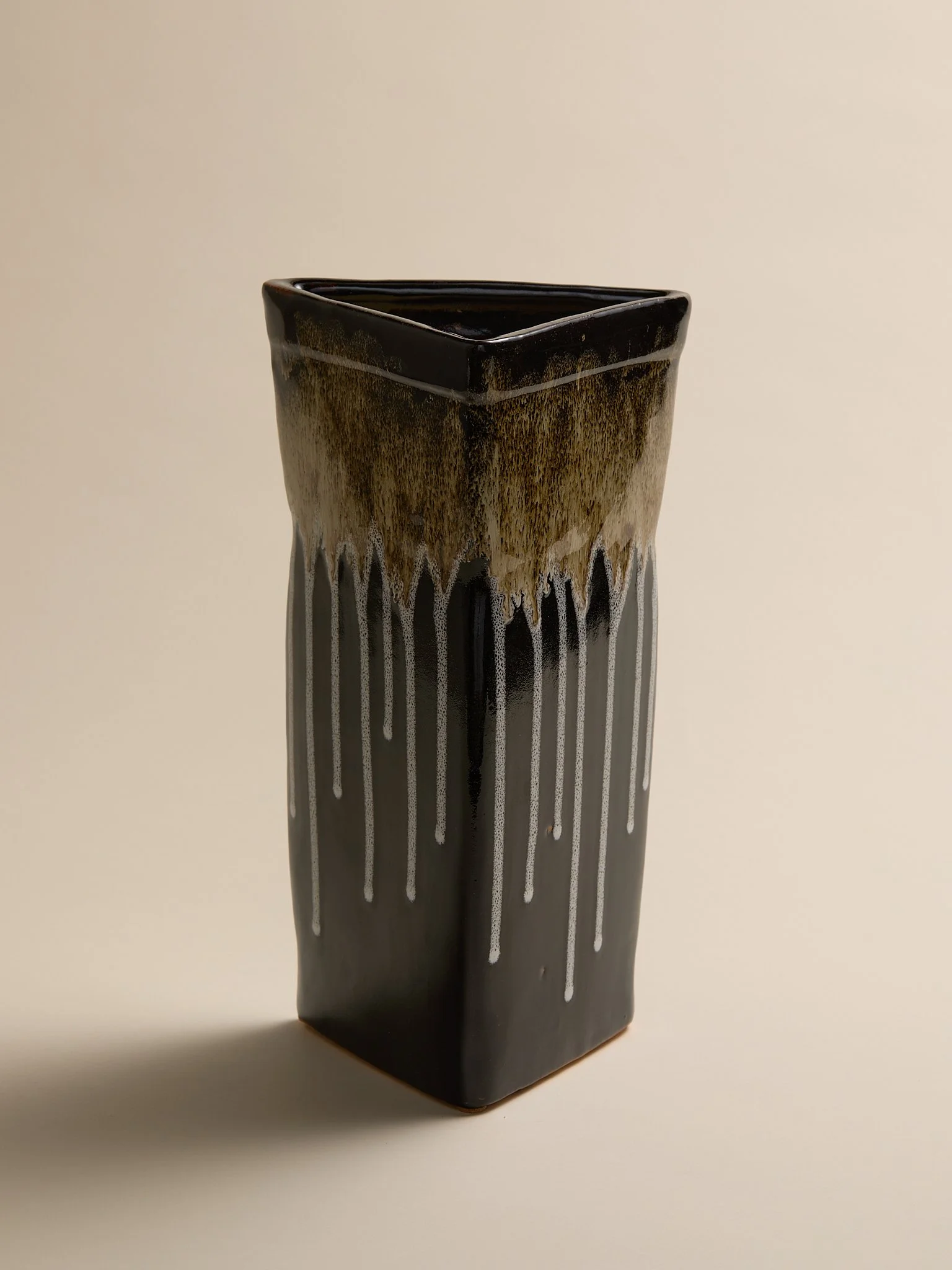 The Drip Glaze Triangular Ceramic Vintage Vase