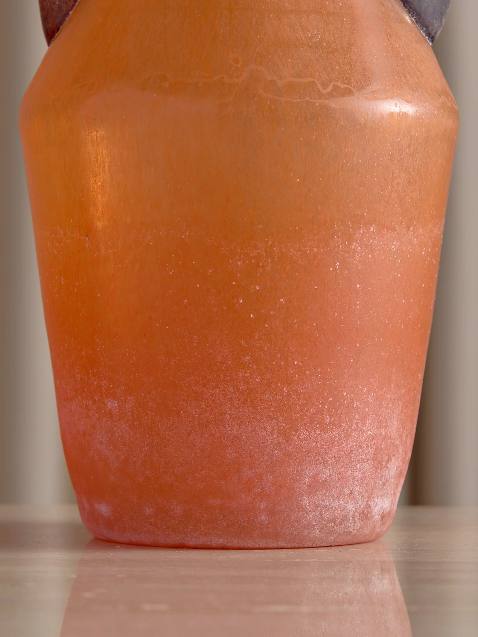 59_TheHandBlownScavoGlassOrangeVase_006.jpg