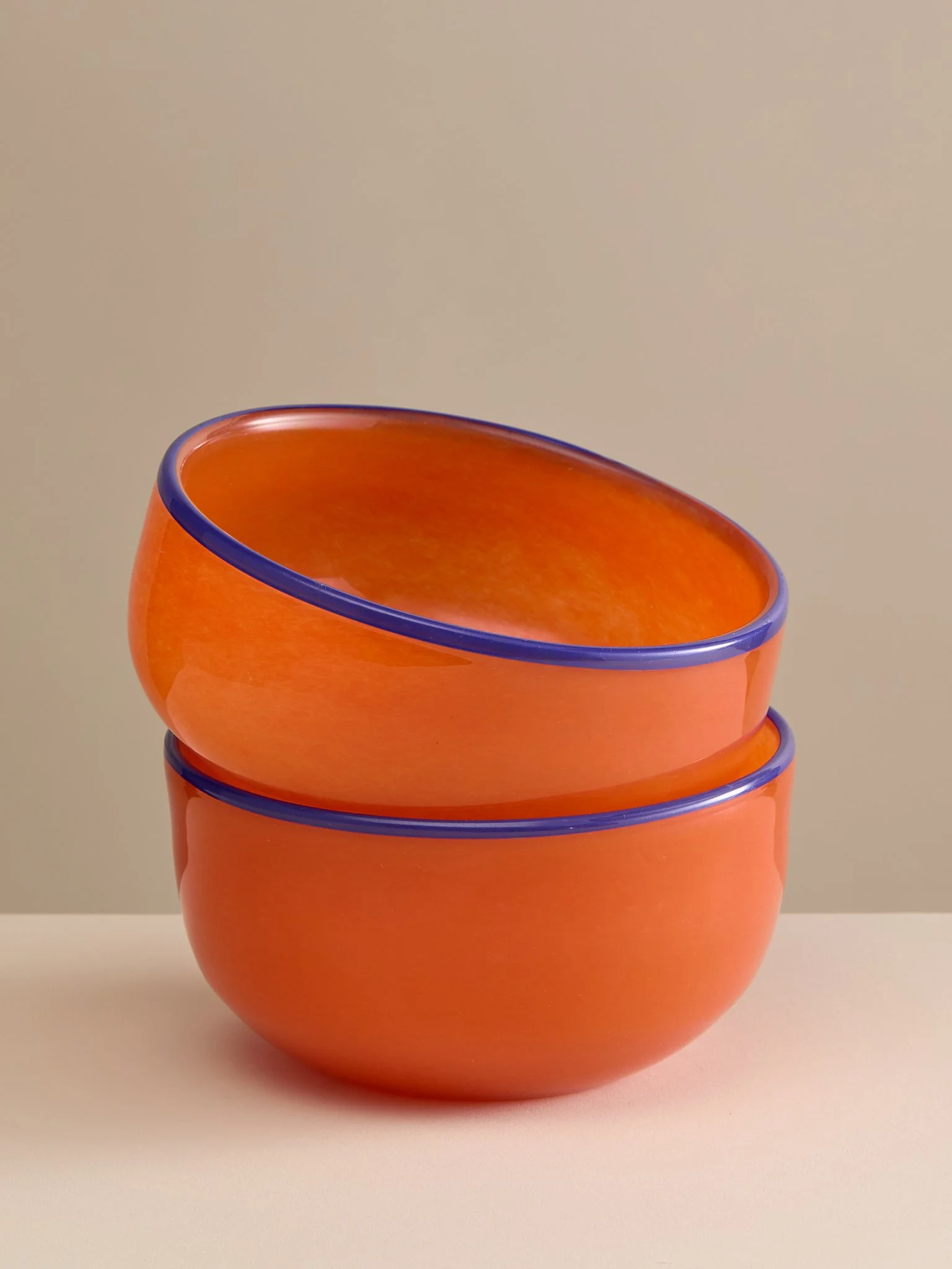 300_TheVintagePairofOrangeglassbowls_001.jpg
