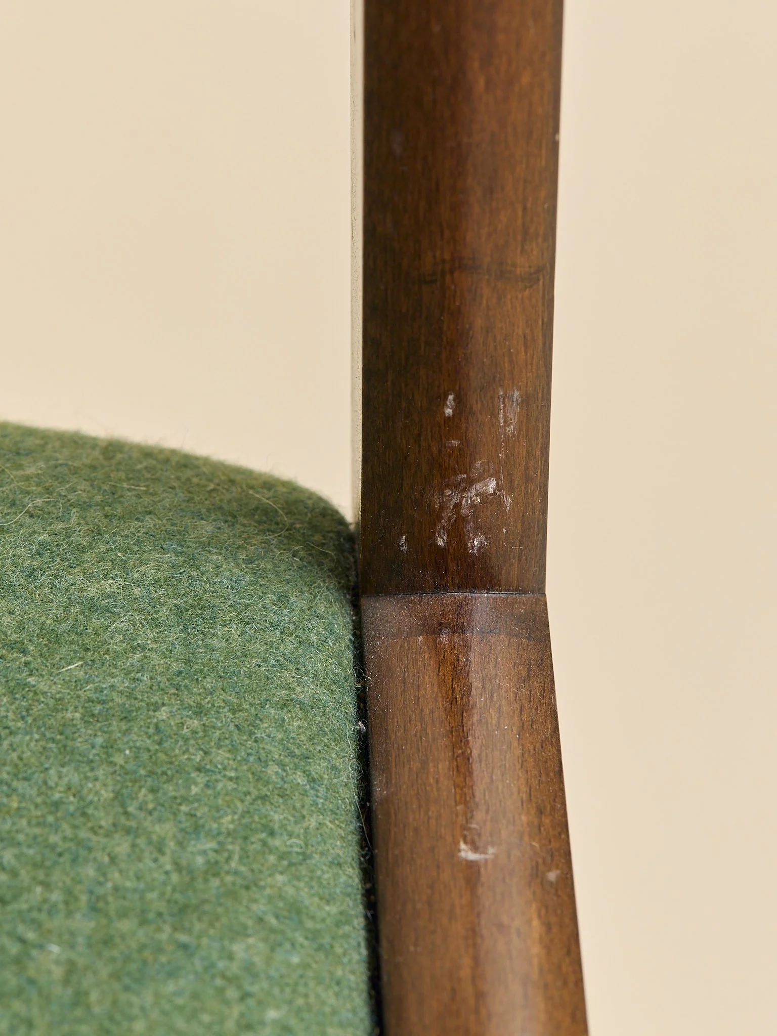 350_TheVintageGangsoMoblerStyleDanishDiningChairs1970S_09.jpg