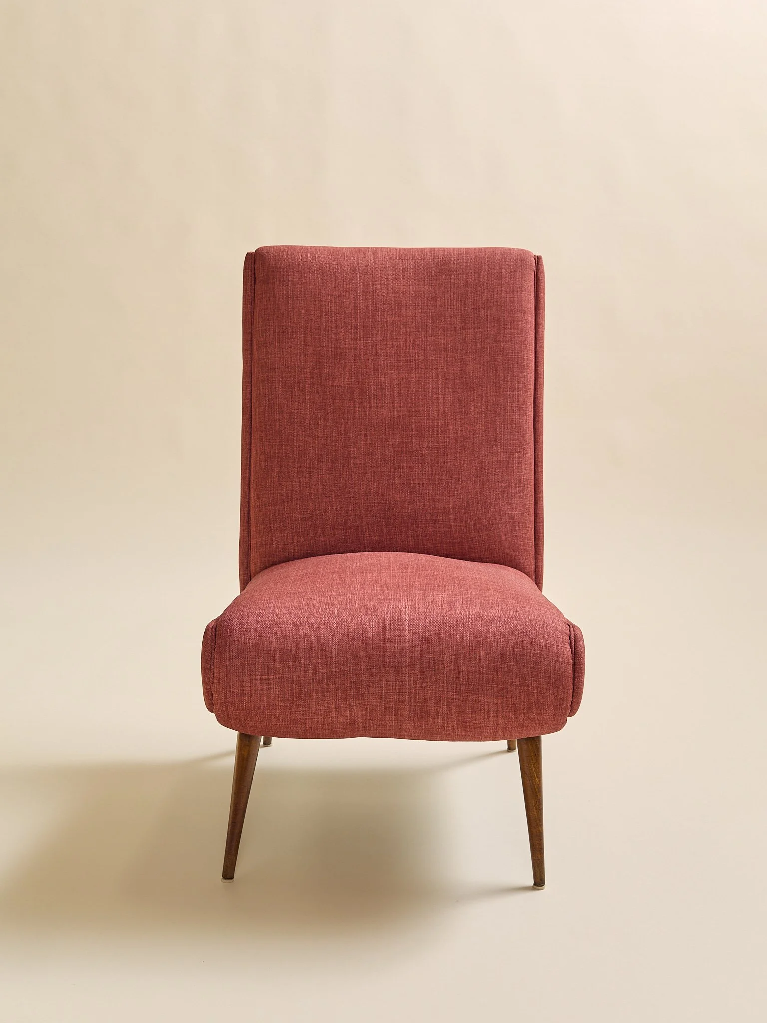310_TheVintage1950sSlipperChairs_02.jpg