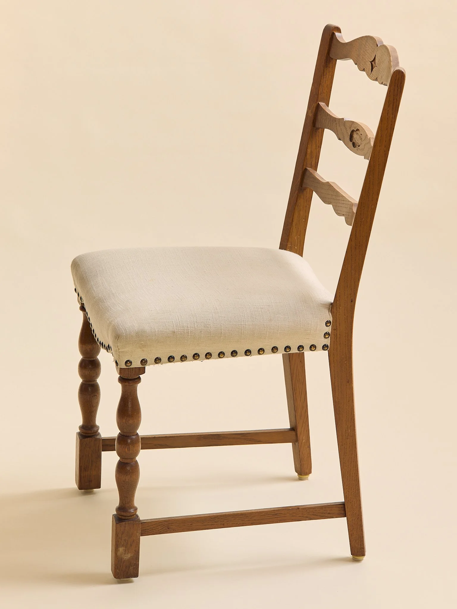 379_TheVintageKjaernulfStyleDanishOakDiningChairs1970S_11.jpg