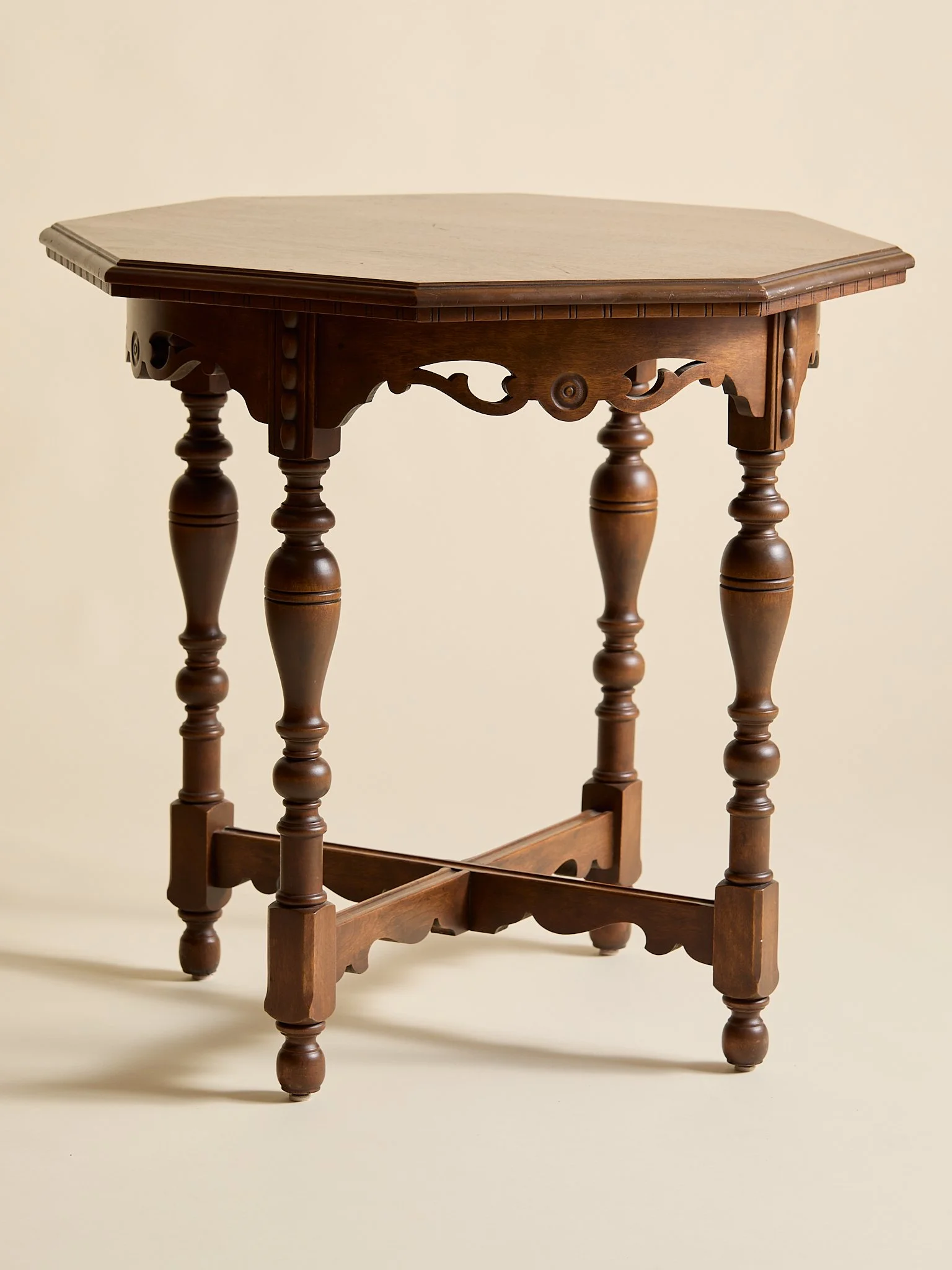 405_VictorianStyleWalnutOctagonalCenterTableMid-20thCentury_07.jpg