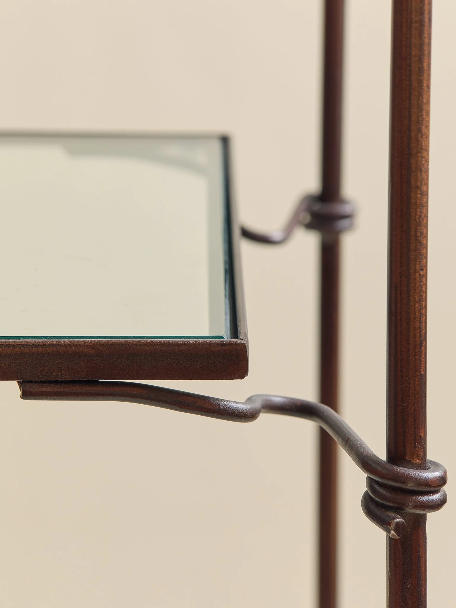 297_ThetIronandGlassFiveTierArtNouveauStyleEtagere20thCentury_08.jpg