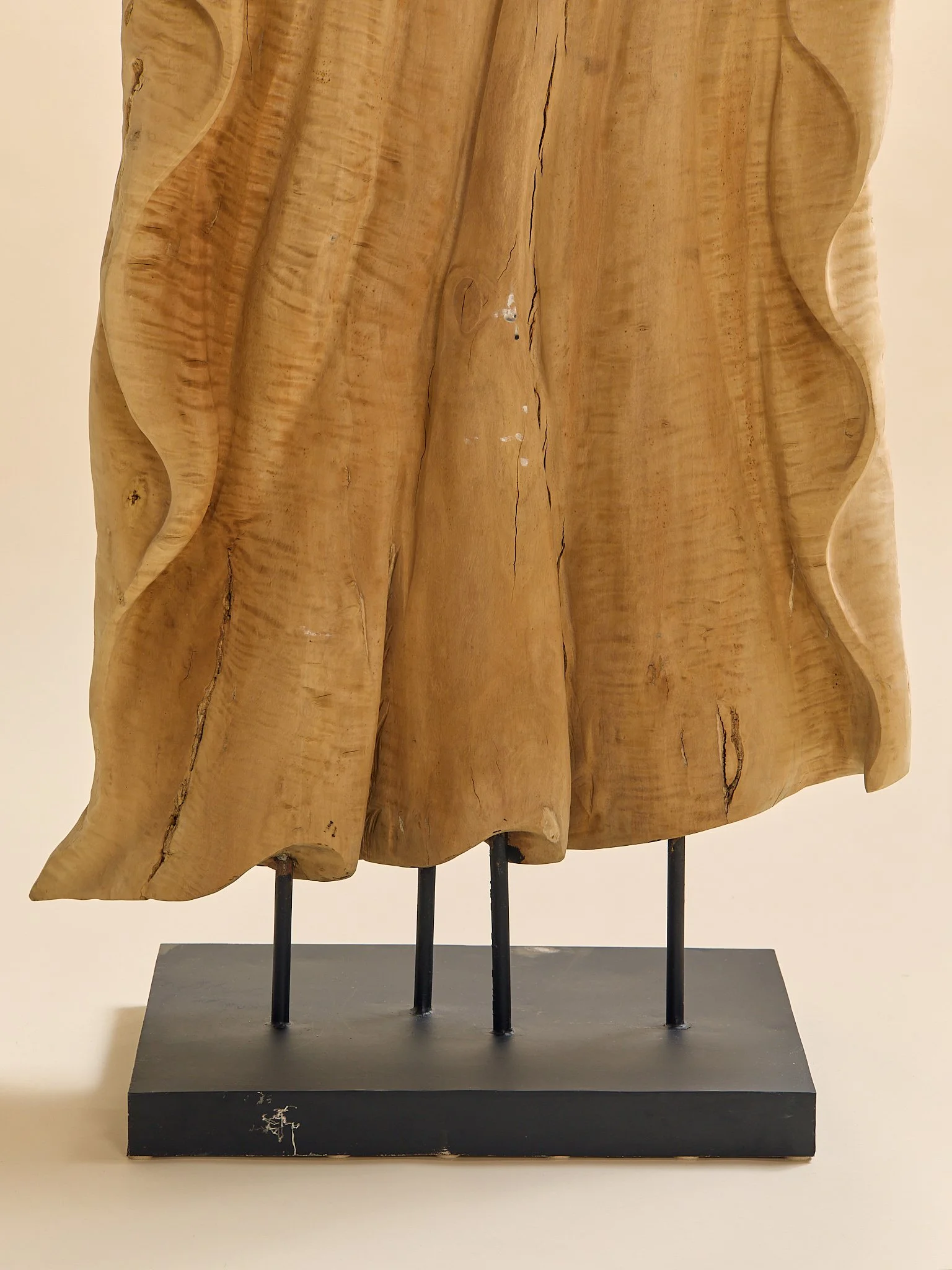 344_TheVintageCarvedTeakDraperySculpture_05.jpg