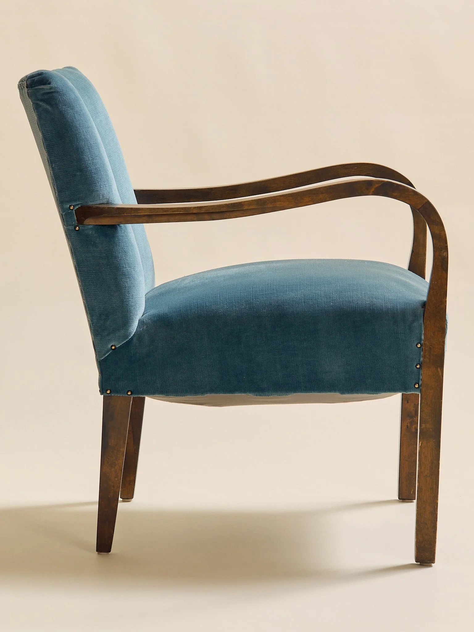 311_TheVintagePairofFritzHansenStyleDanishLoungeChairsc1960s_14 1.jpg