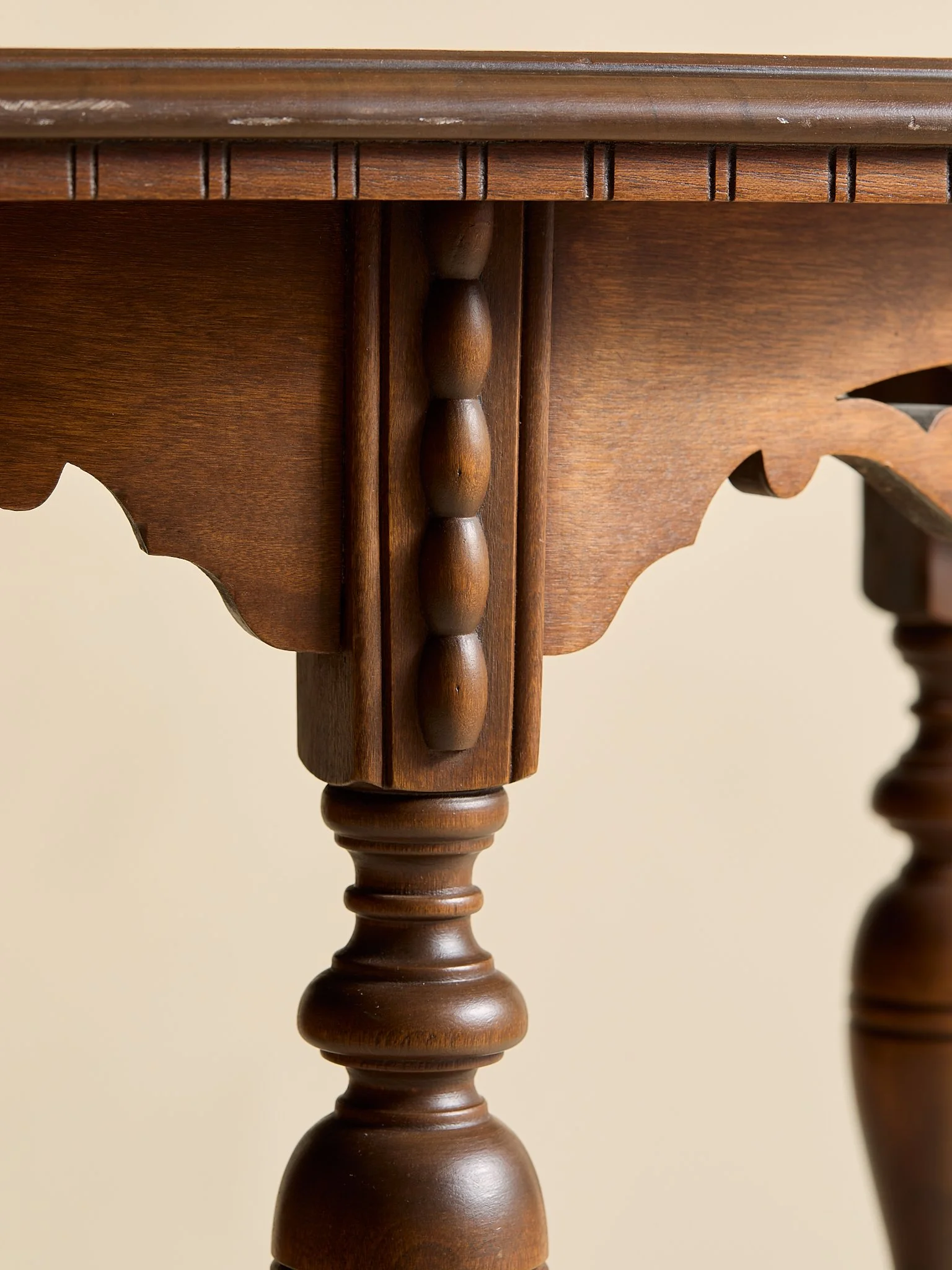 405_VictorianStyleWalnutOctagonalCenterTableMid-20thCentury_10.jpg