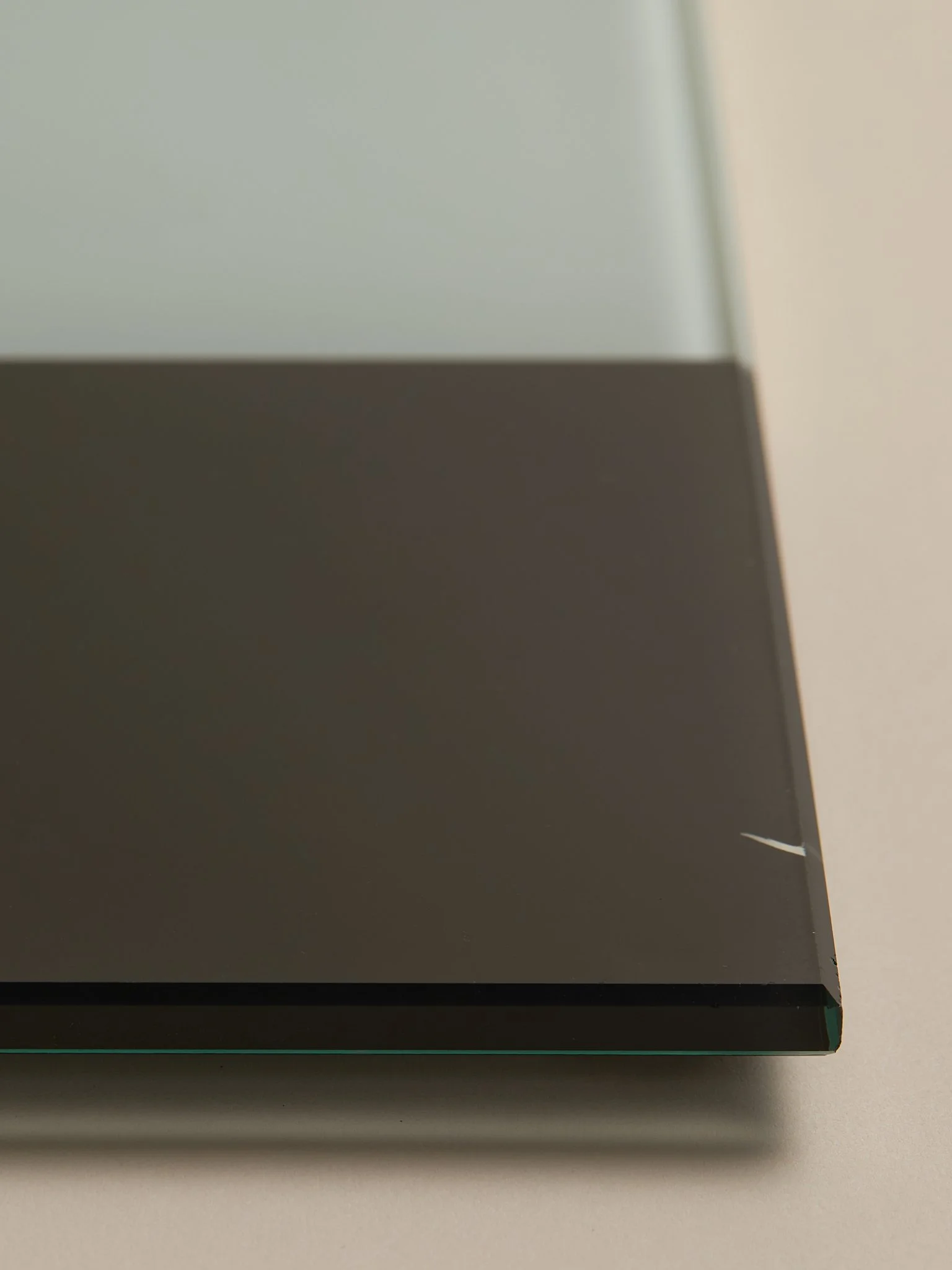 Shot_82_TheVintageCheckerboardGlassTray_004.jpg
