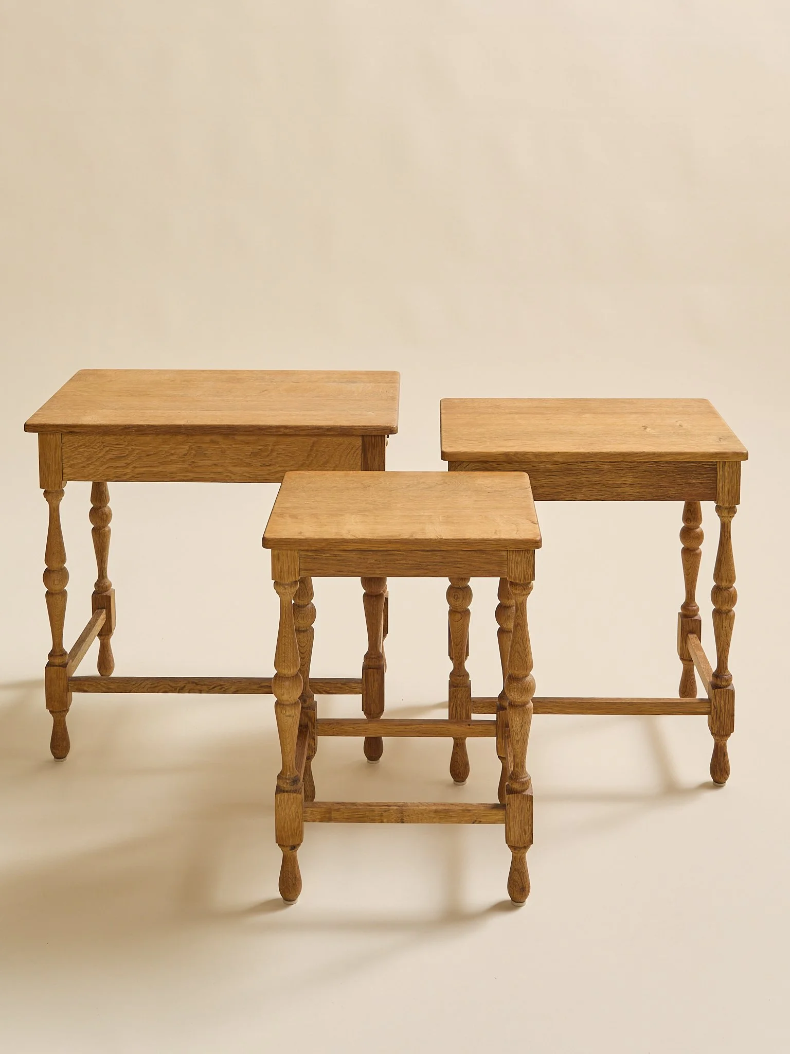315_TheVintageAKMoblerDanishOakNestTableSet_04.jpg