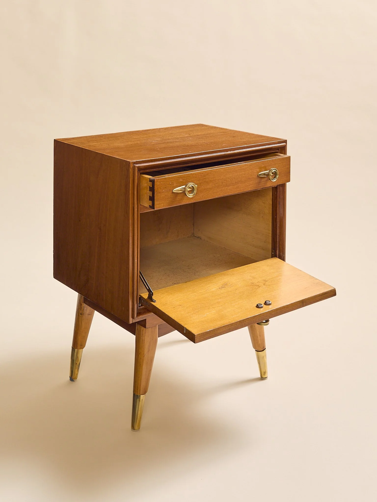 323_TheVintage1955NighstandswithHairpinLegs_12.jpg
