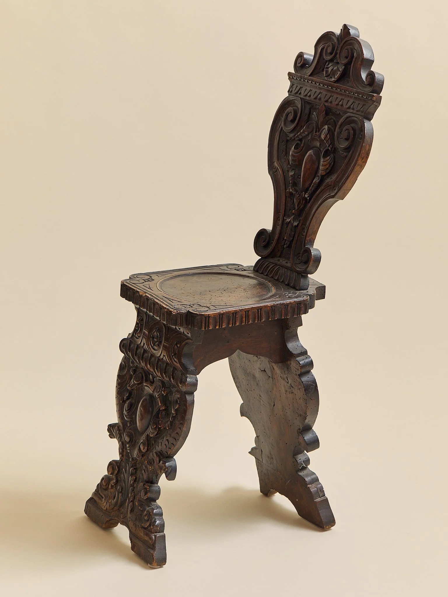356_AntiqueWormwoodCarvedSgabelloChair_07.jpg