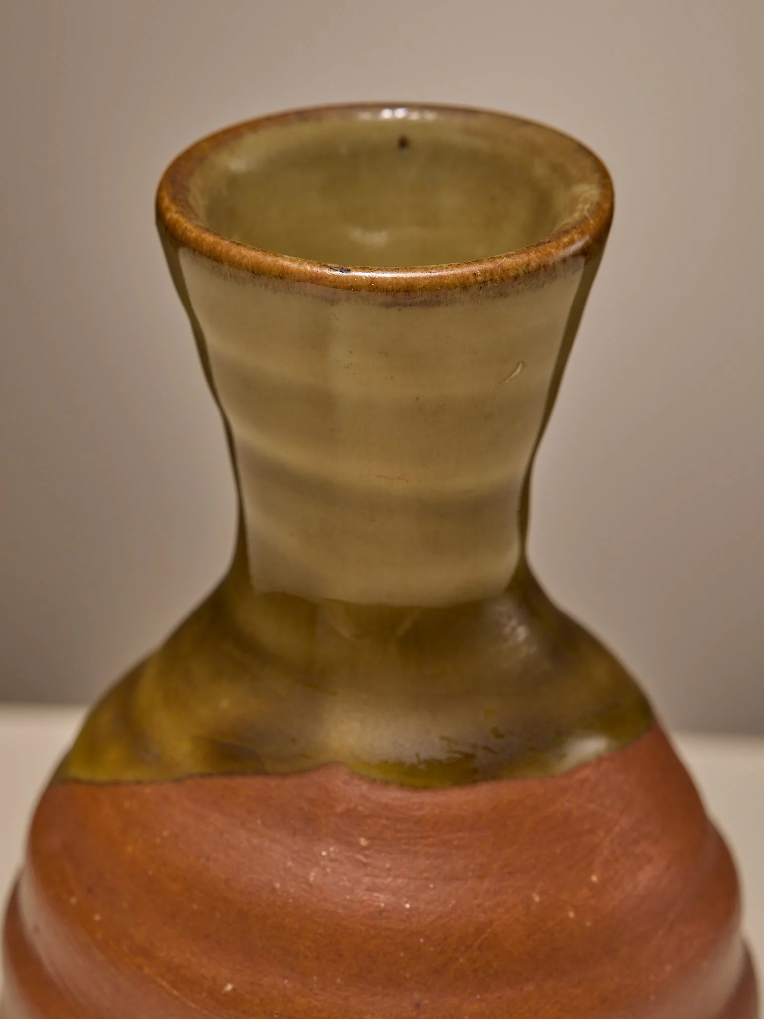 317_TheVintageJapaneseGreenGlazeandTerracottaMiniVase_006.jpg