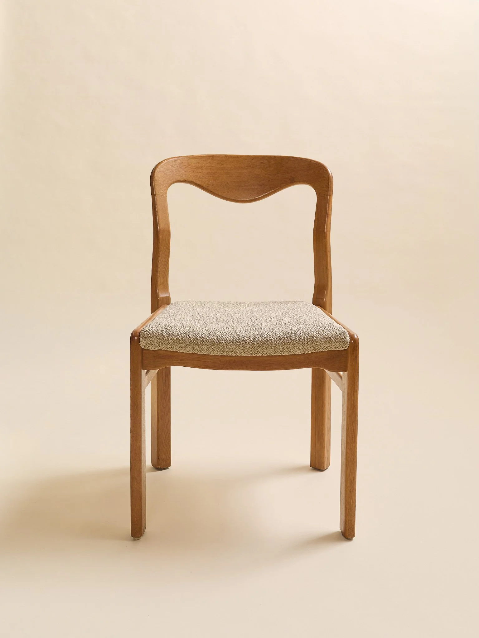378_TheVintageStyleOfMollerOak&BoucleDiningChairs1970s_04.jpg