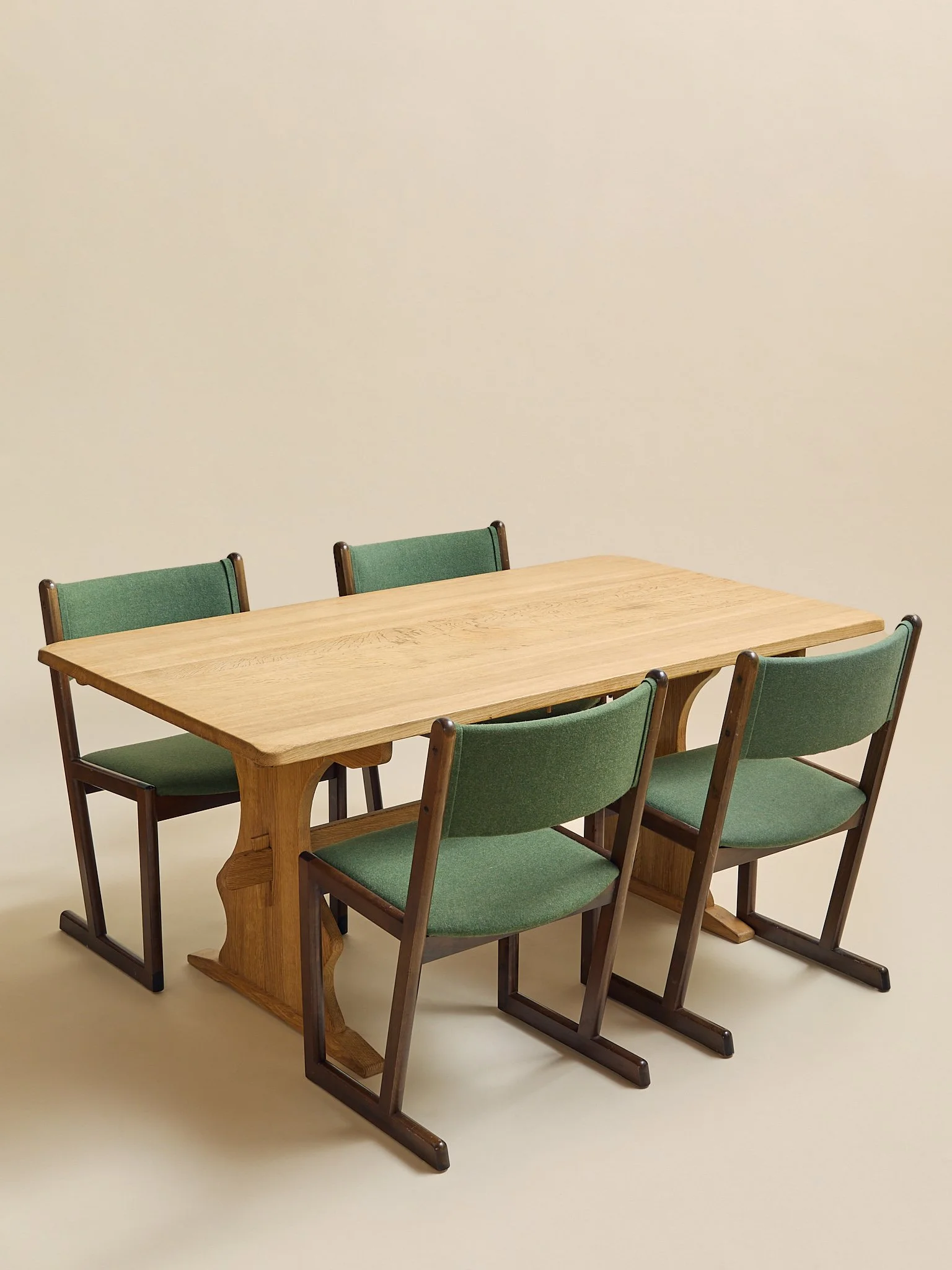 364_TheVintageKjaernulfStyleDanishOakDiningTableC.1960S_06.jpg