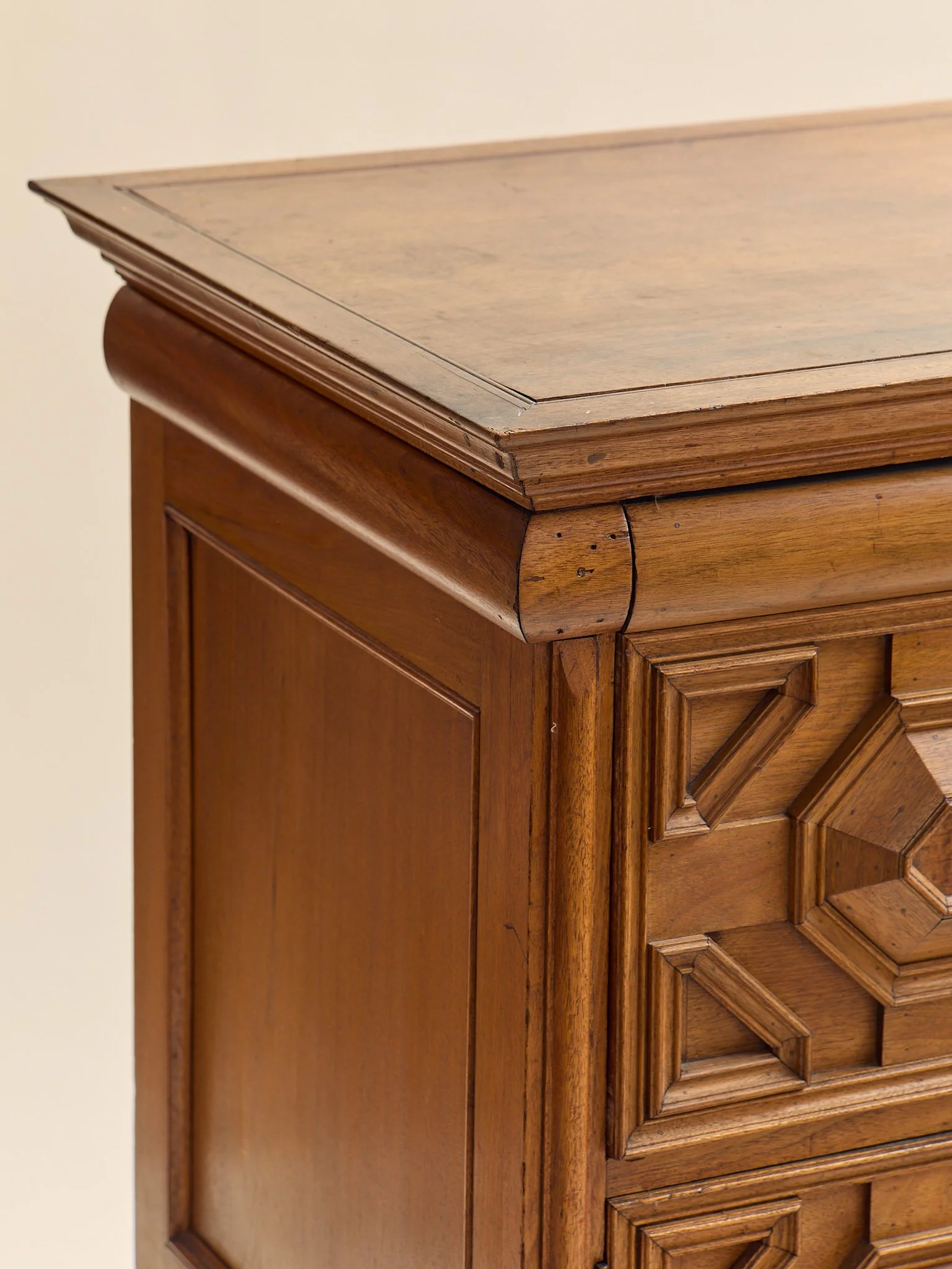 296_TheVintageWilliamandMaryIntricateCarvedWoodWalnutSideboard_11.jpg