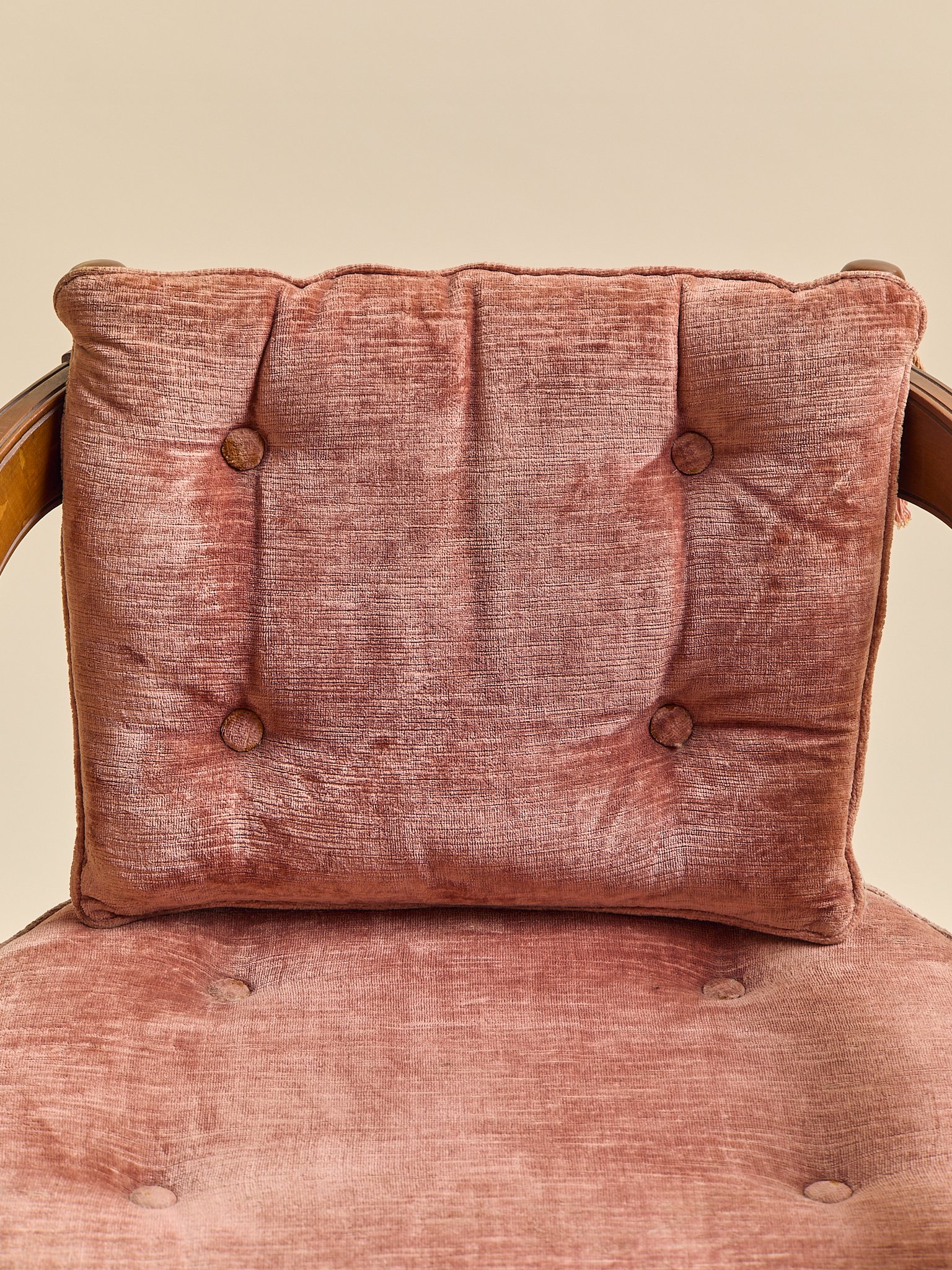 359_TheVintageGiorgettiGalleryCarvedArmchairs1970S_10.jpg